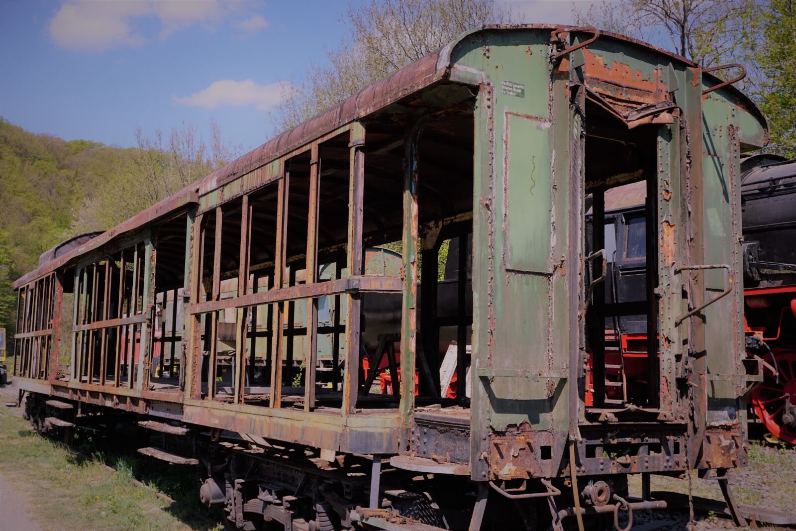 Sony a6000 sample photo. Railway station, decay, wagon photography