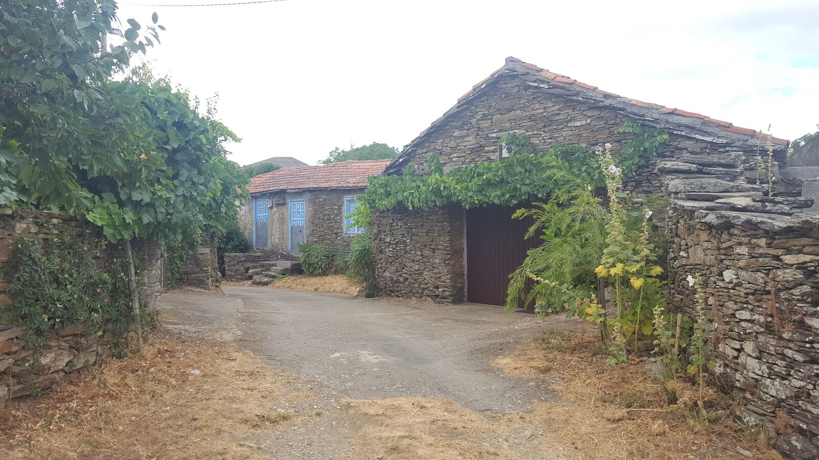 Samsung Galaxy S6 sample photo. People, rural, landscape photography