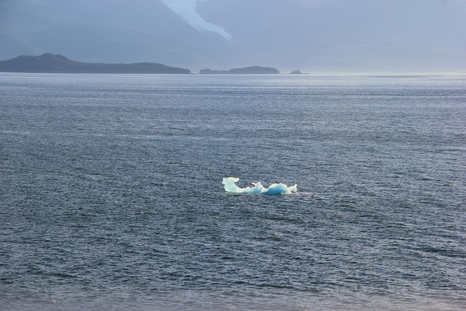 Canon EOS 550D (EOS Rebel T2i / EOS Kiss X4) sample photo. Cruise, water, ocean photography