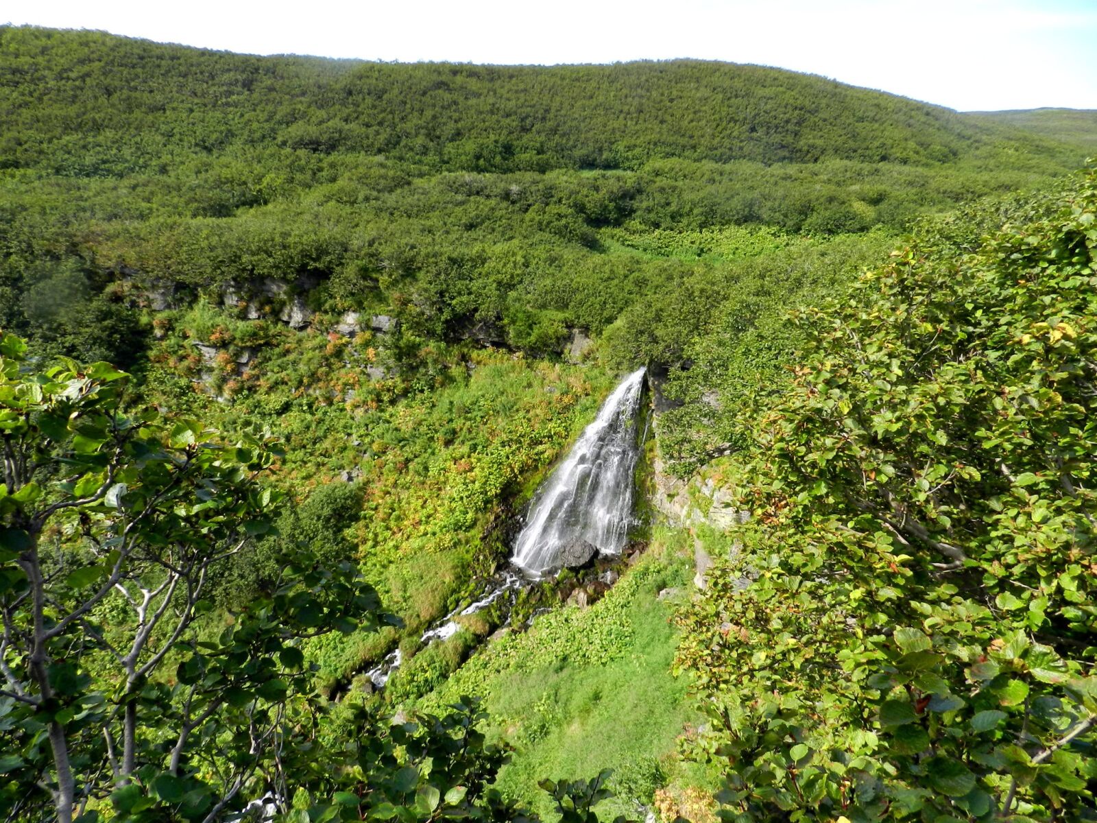 Nikon Coolpix P500 sample photo. Waterfall, spillway, autumn photography