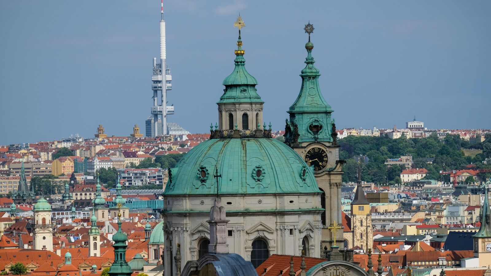 Fujifilm X-T2 + Fujifilm XF 55-200mm F3.5-4.8 R LM OIS sample photo. Prague, czech republic, historic photography