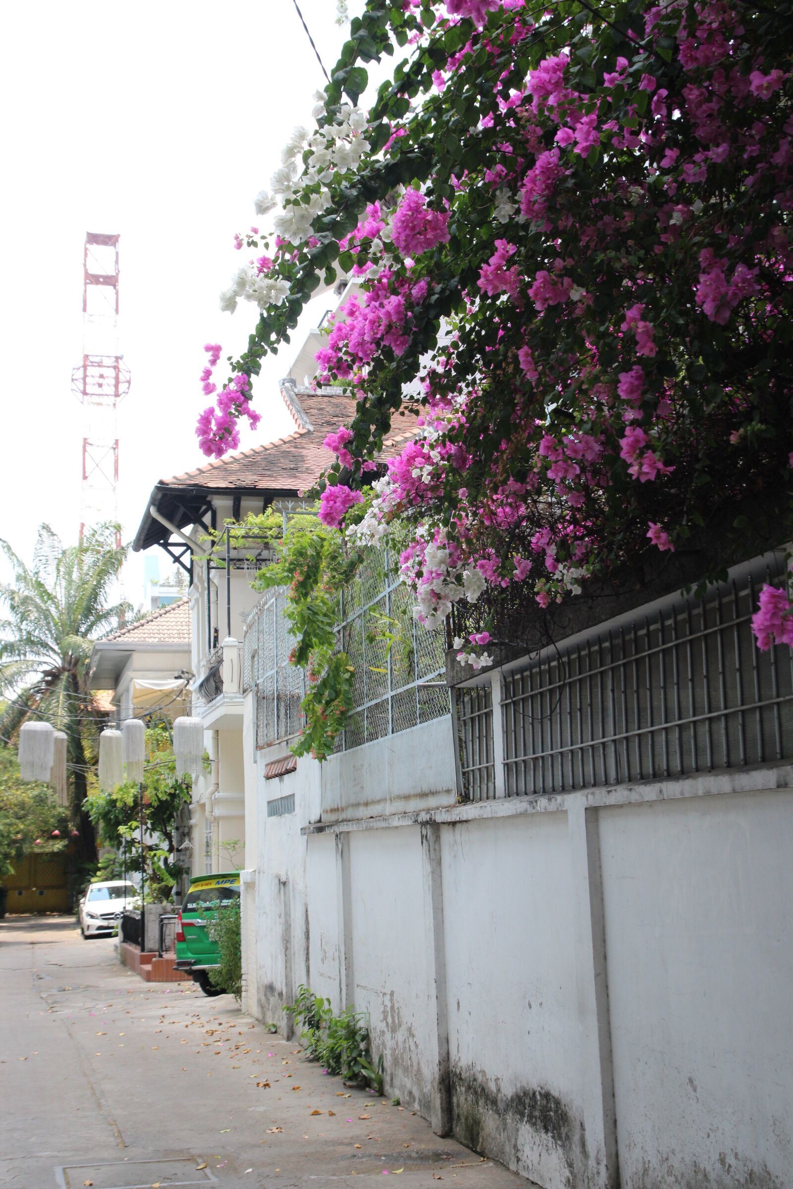 Tamron SP AF 17-50mm F2.8 XR Di II LD Aspherical (IF) sample photo. Vietnam, asia, saigon photography