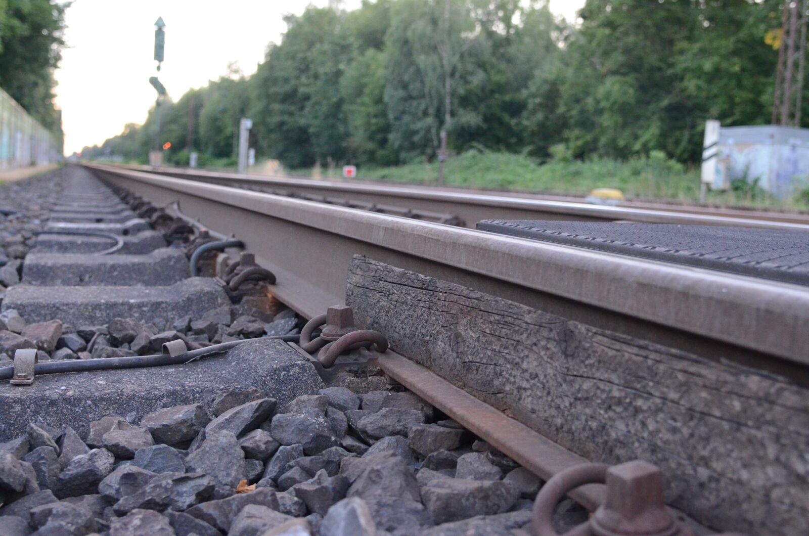 Nikon D7000 sample photo. Train, platform, rails photography