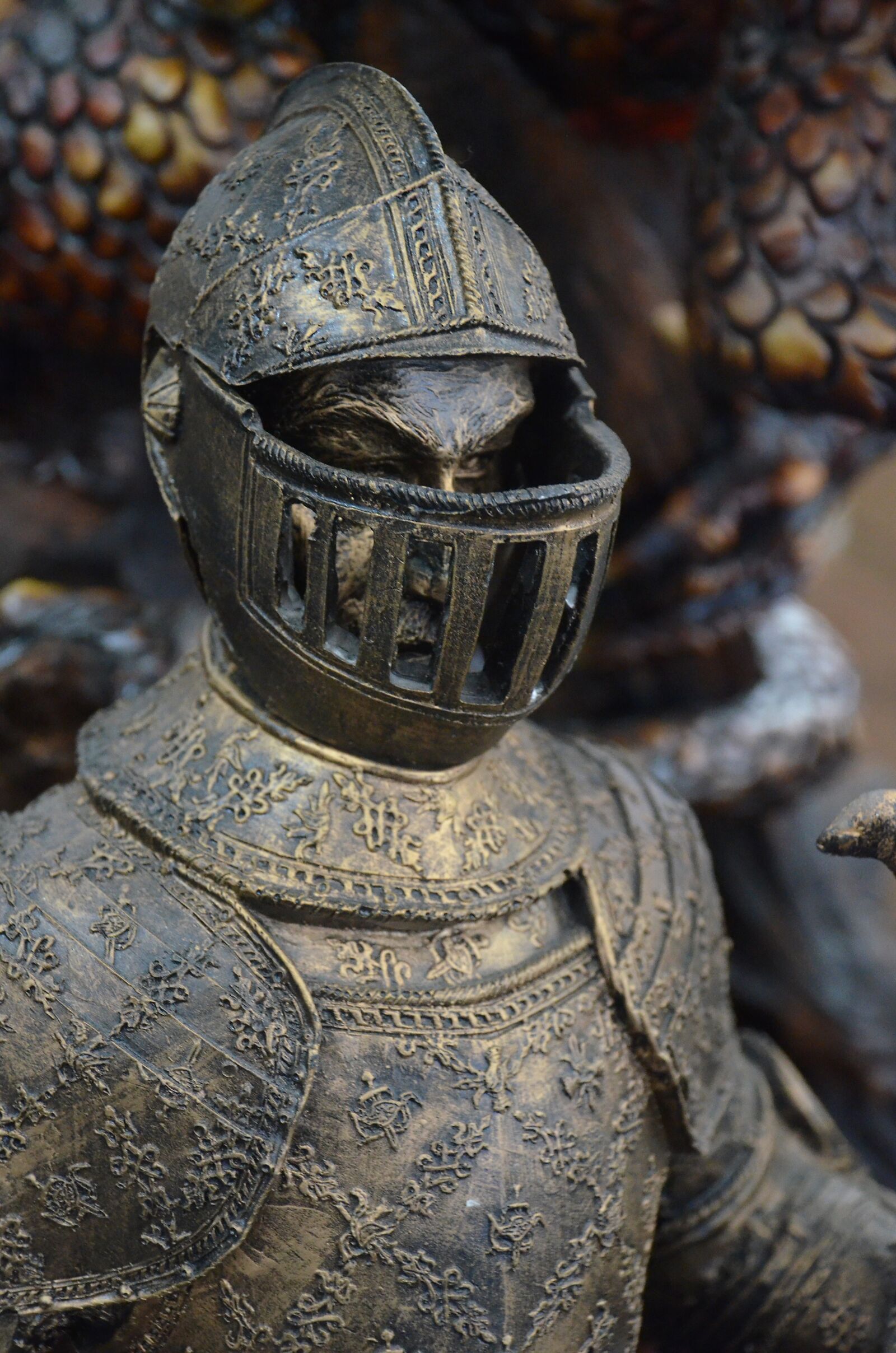 Nikon D5100 sample photo. Geek, statue, knight photography