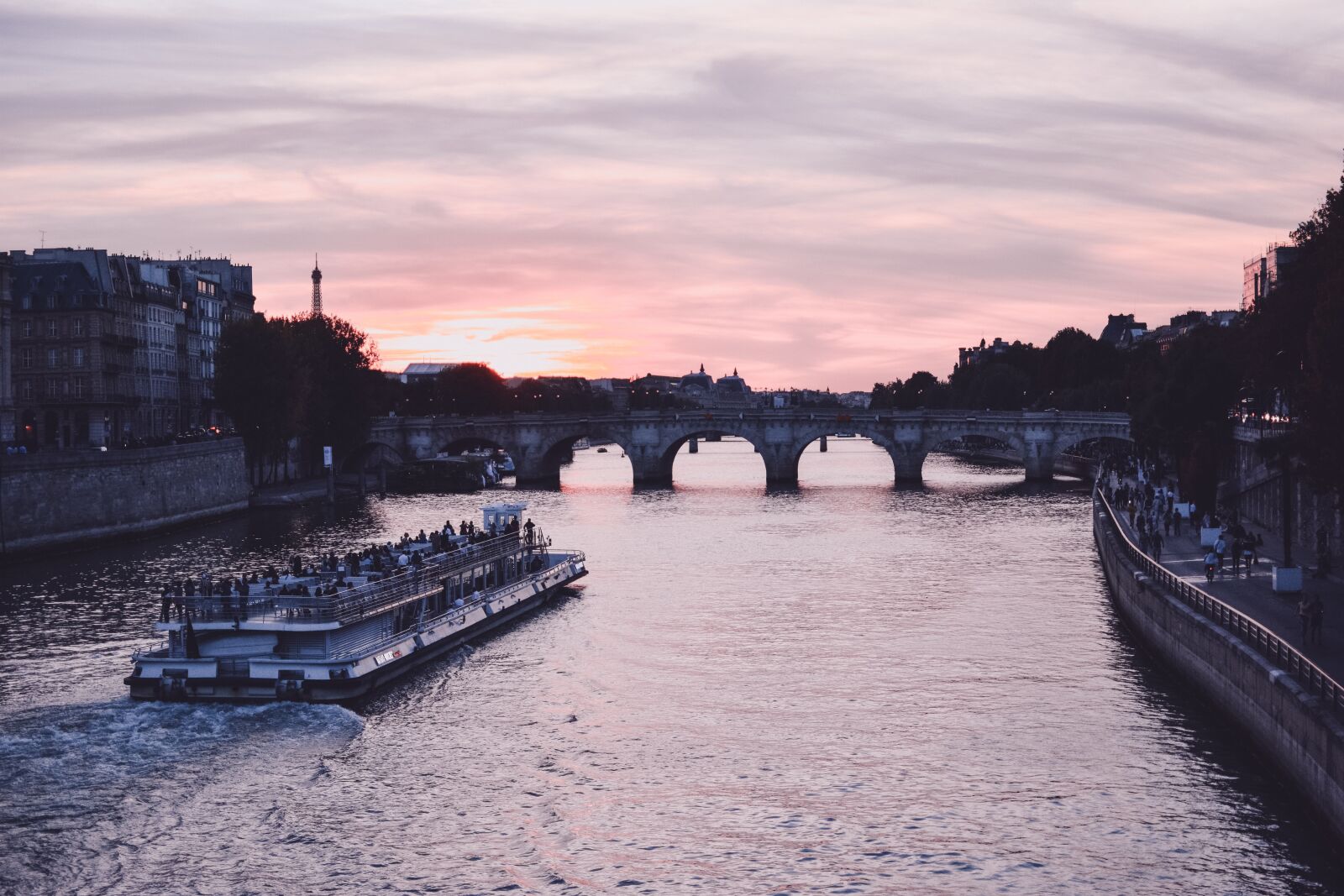 Nikon D3400 sample photo. Paris, sunset, boat photography