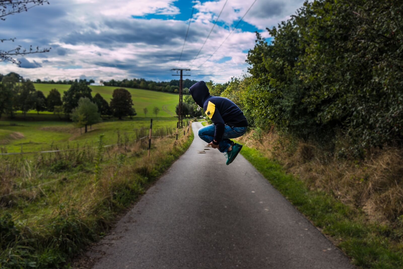 Canon EOS 70D sample photo. Jump, out, sky photography
