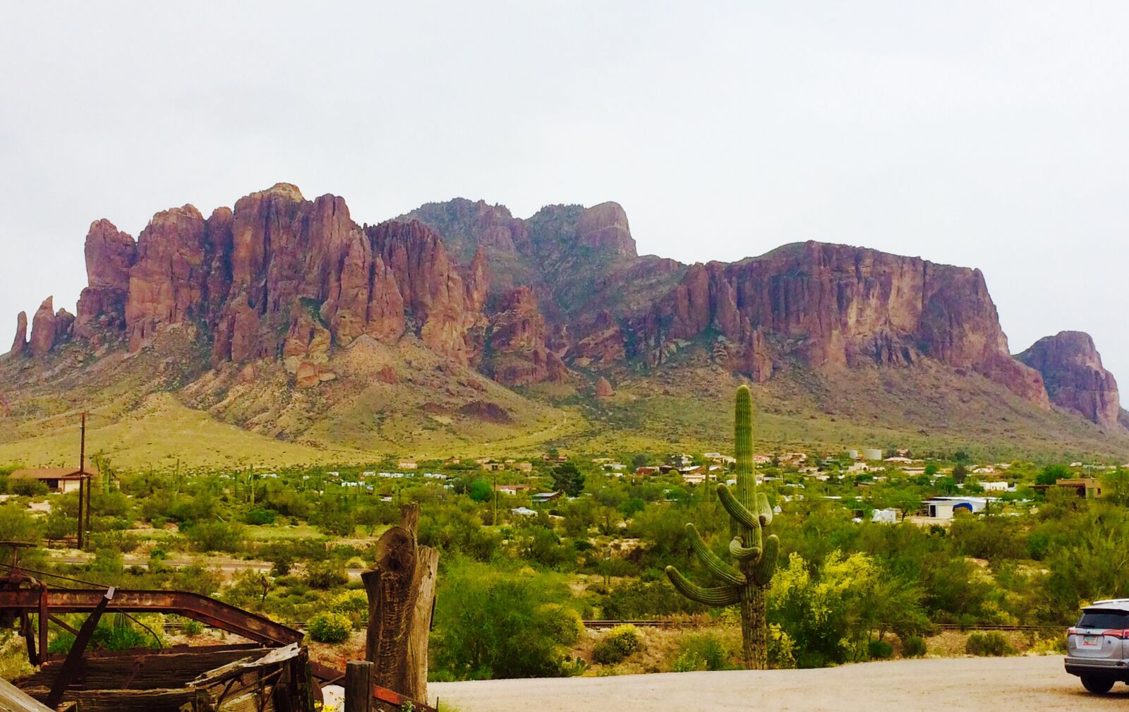 iPhone 5s back camera 4.15mm f/2.2 sample photo. Superstition, mountains photography