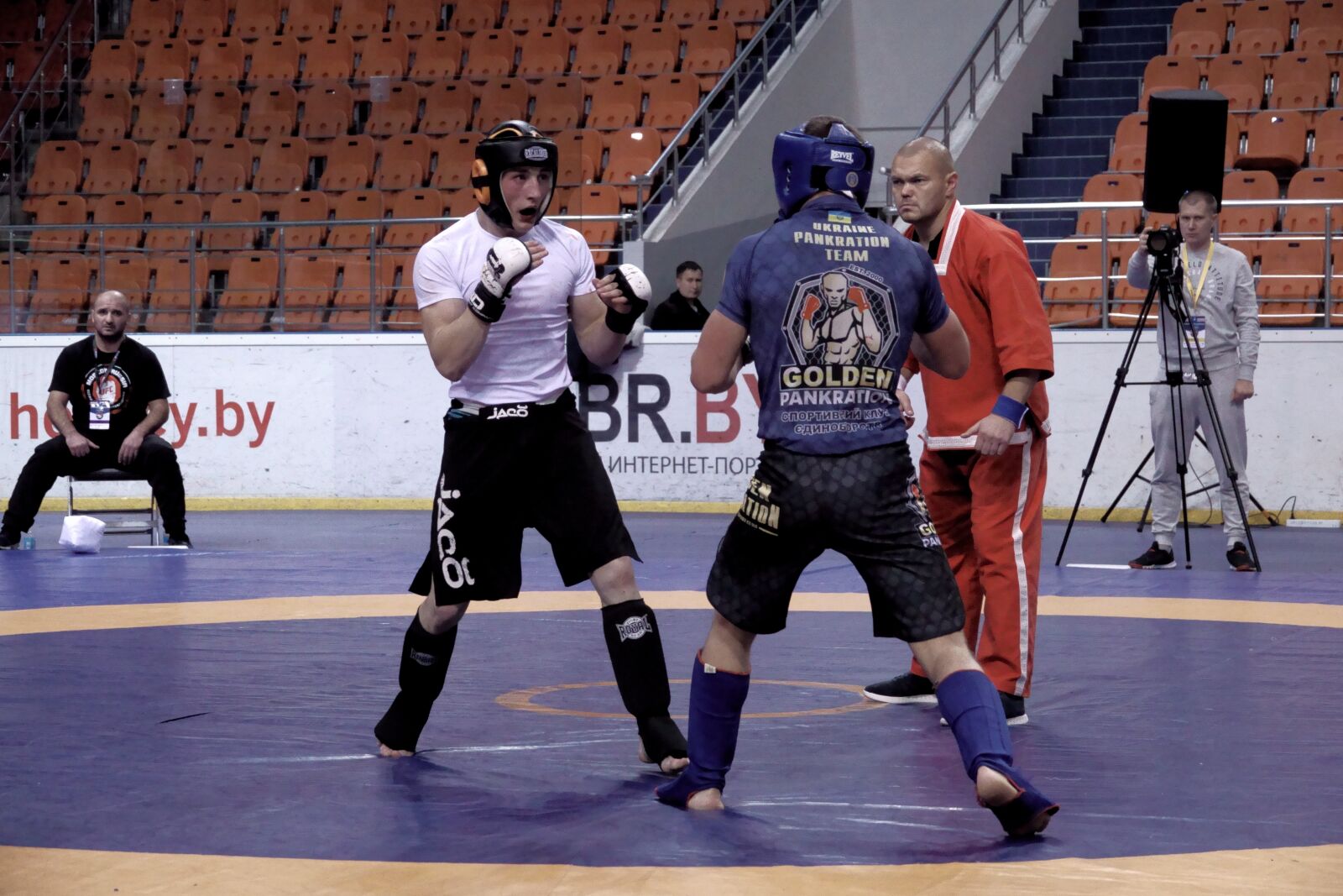 Sony Cyber-shot DSC-RX10 IV sample photo. Sports, pankration, competition photography