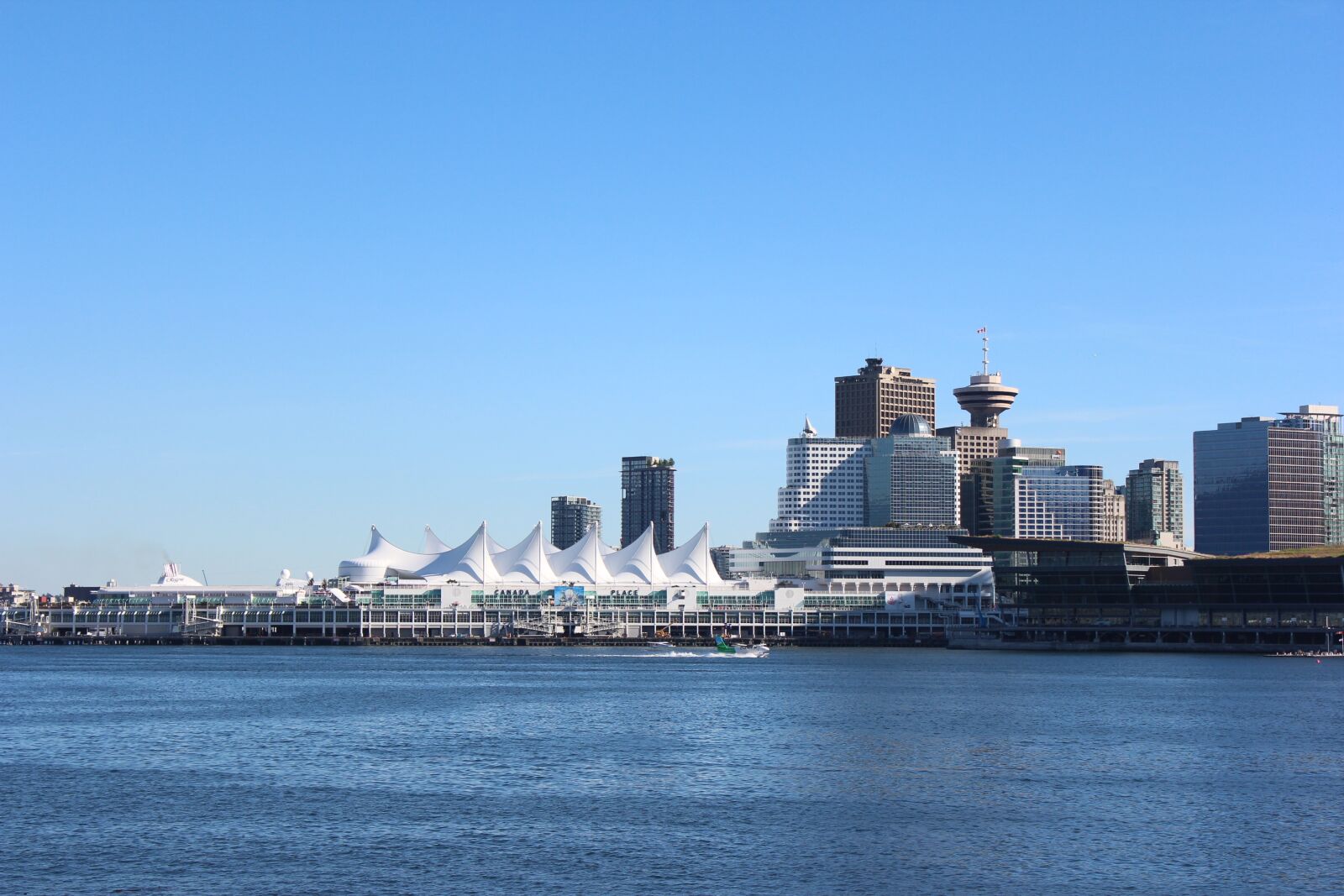 Canon EOS 600D (Rebel EOS T3i / EOS Kiss X5) sample photo. Sea, canadaplace, landscape photography
