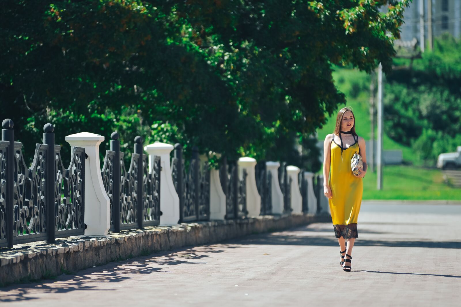 Nikon D800 sample photo. Beautiful model, posing, posture photography