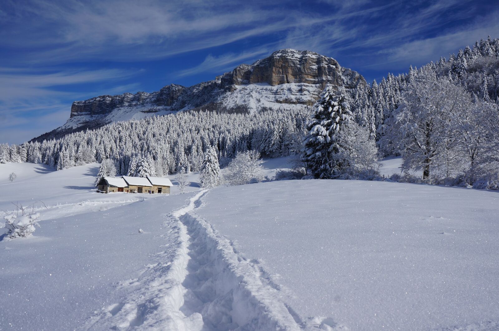 Sony Alpha NEX-5N sample photo. Mountains, snow, nature photography