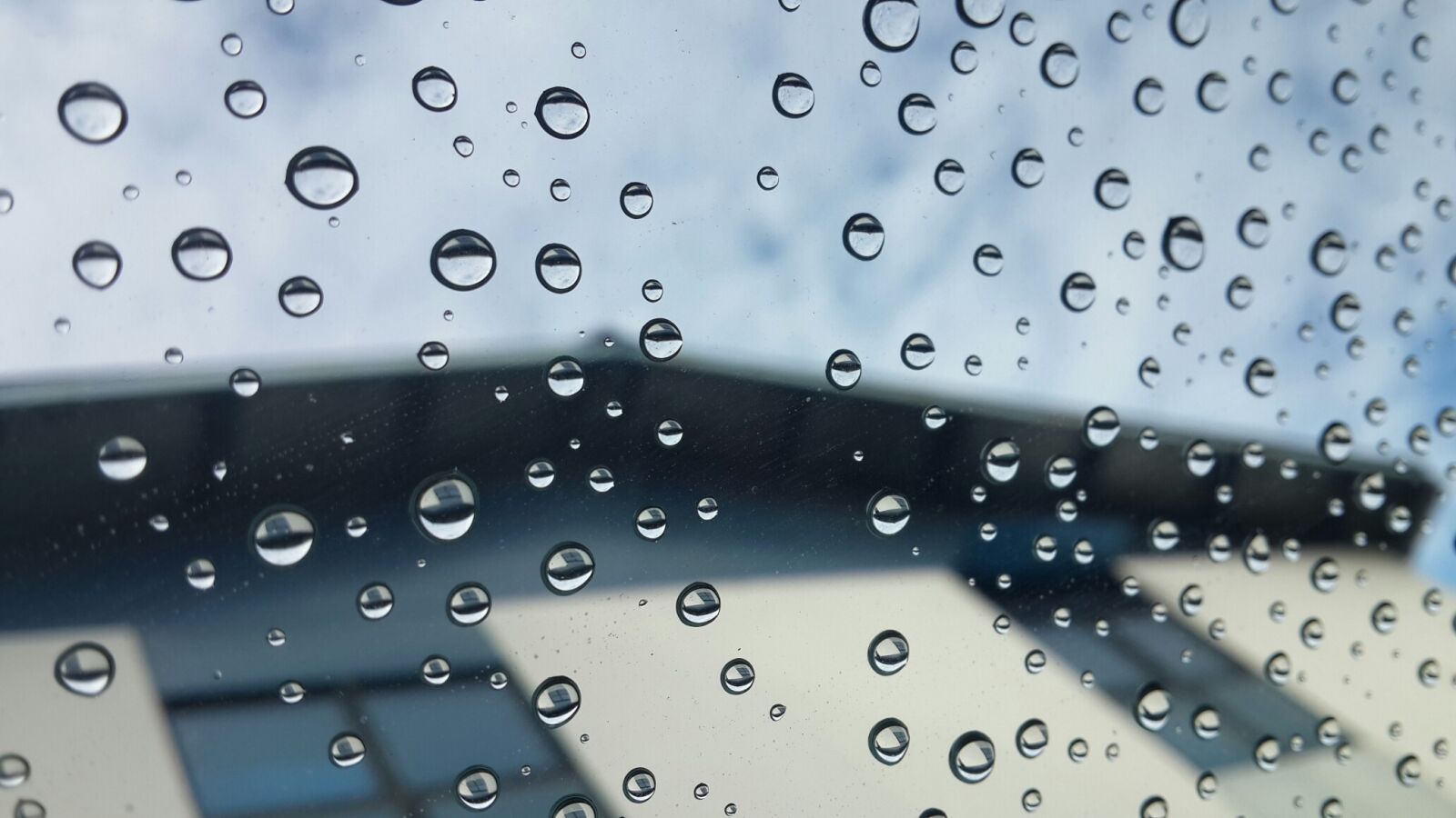 Samsung Galaxy S4 sample photo. Rain, raindrops, rainy photography