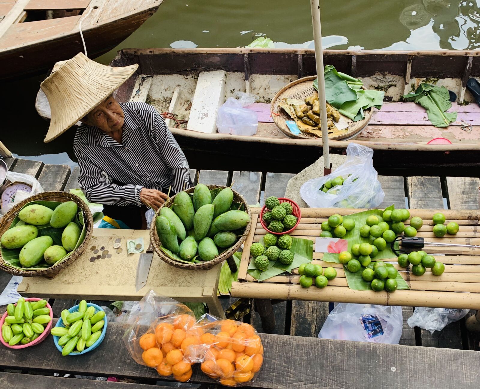 Apple iPhone XR sample photo. Floating, market, thailand photography