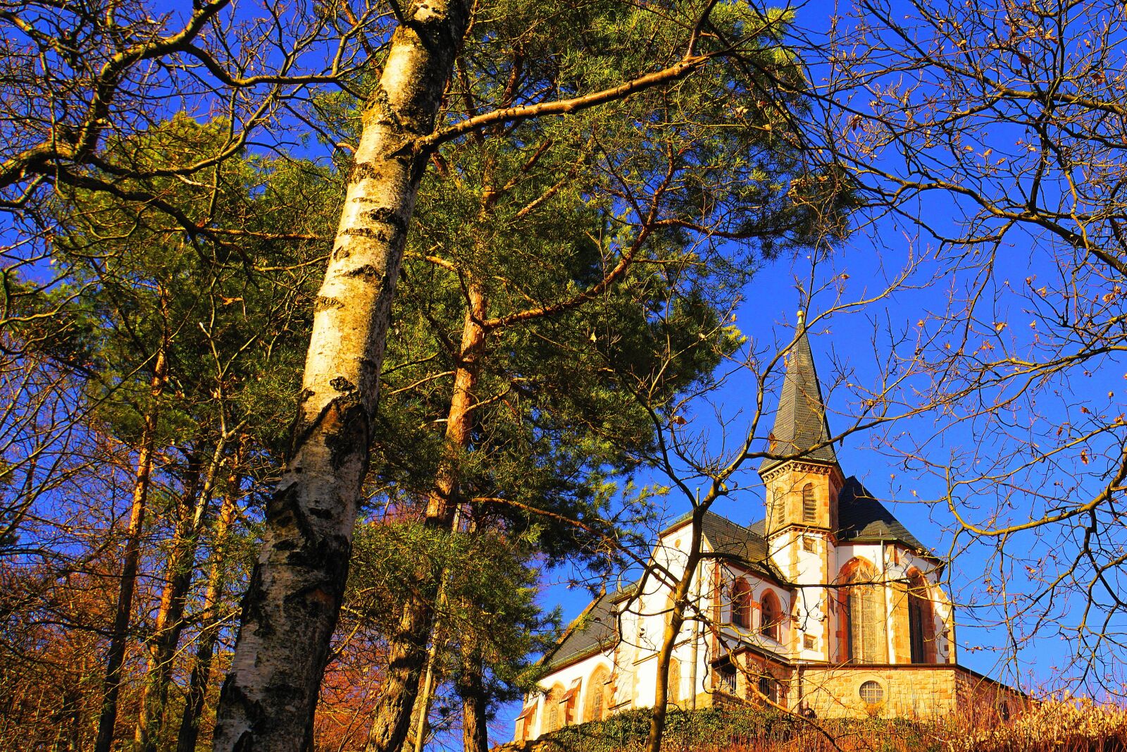 Sony E 18-200mm F3.5-6.3 OSS LE sample photo. St, anna-chapel, pilgrimage church photography