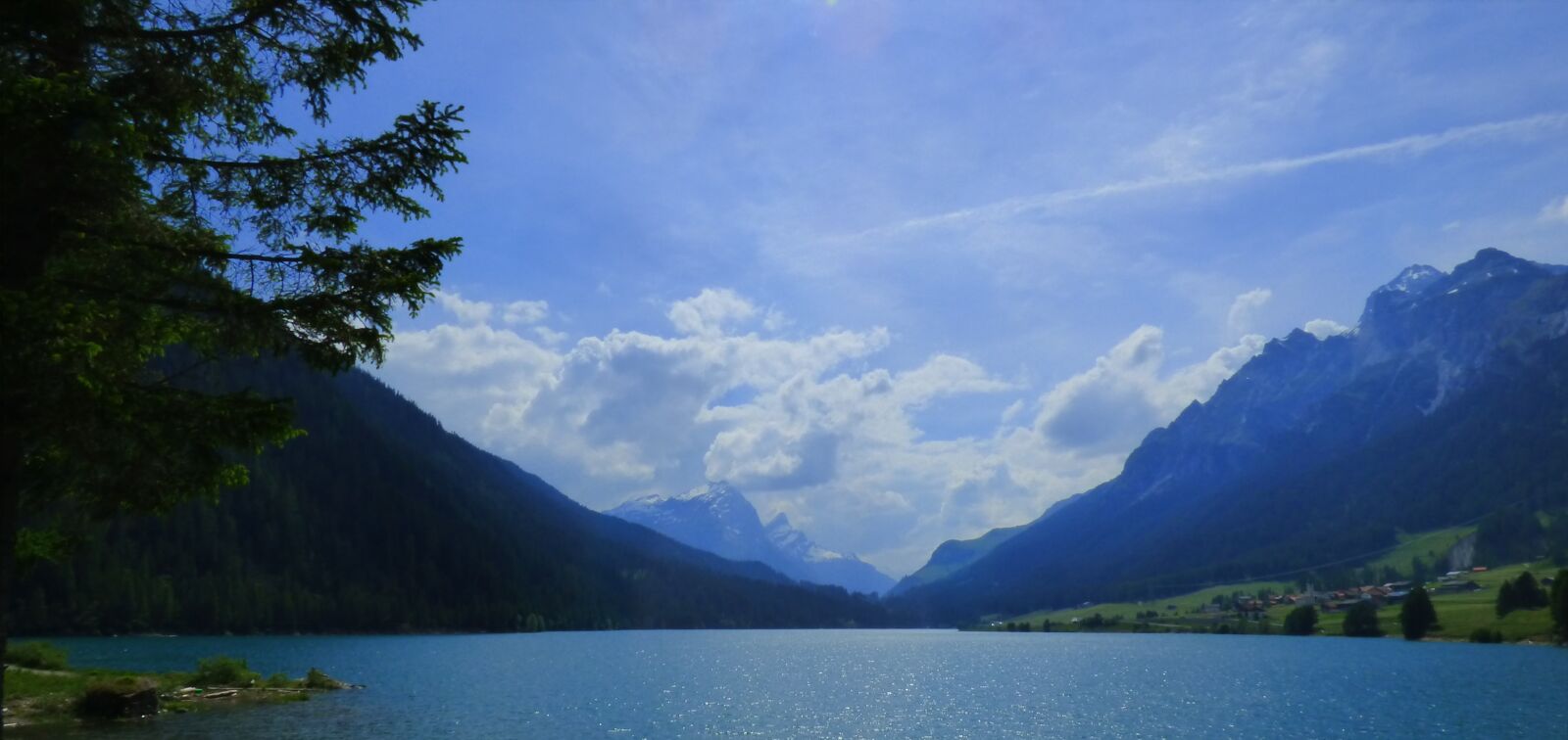 Panasonic DMC-FZ72 sample photo. Switzerland, lake, sufnersee photography