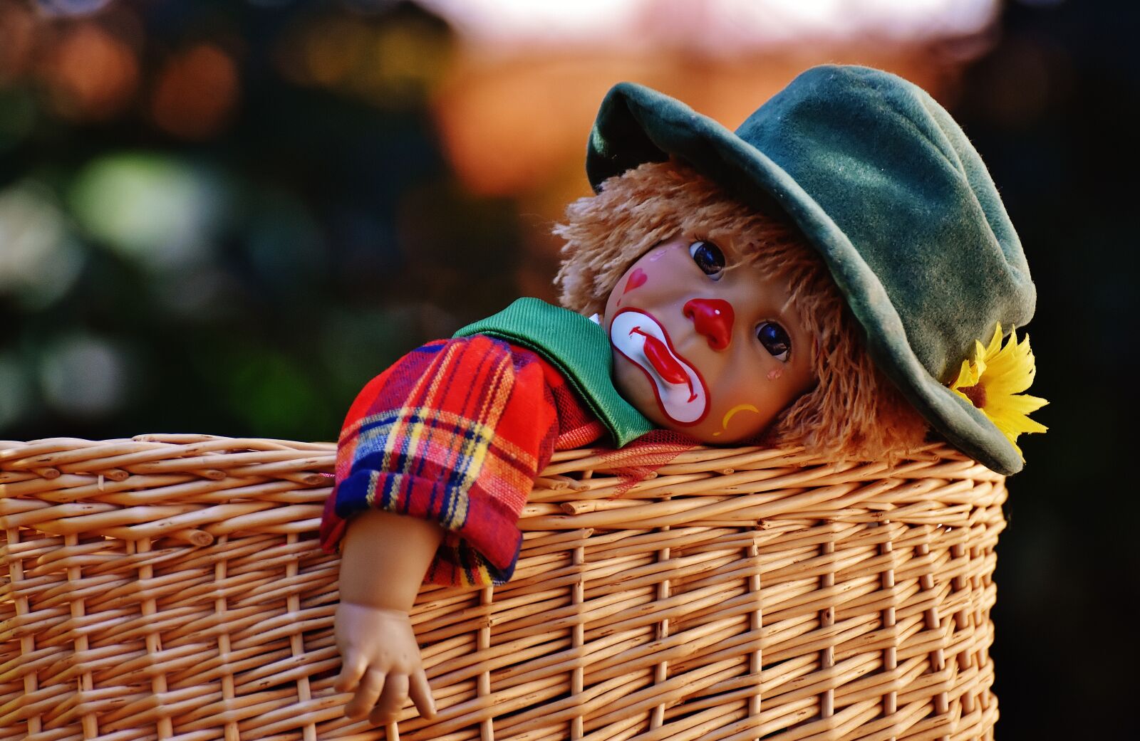Nikon D7200 sample photo. Doll, clown, sad photography