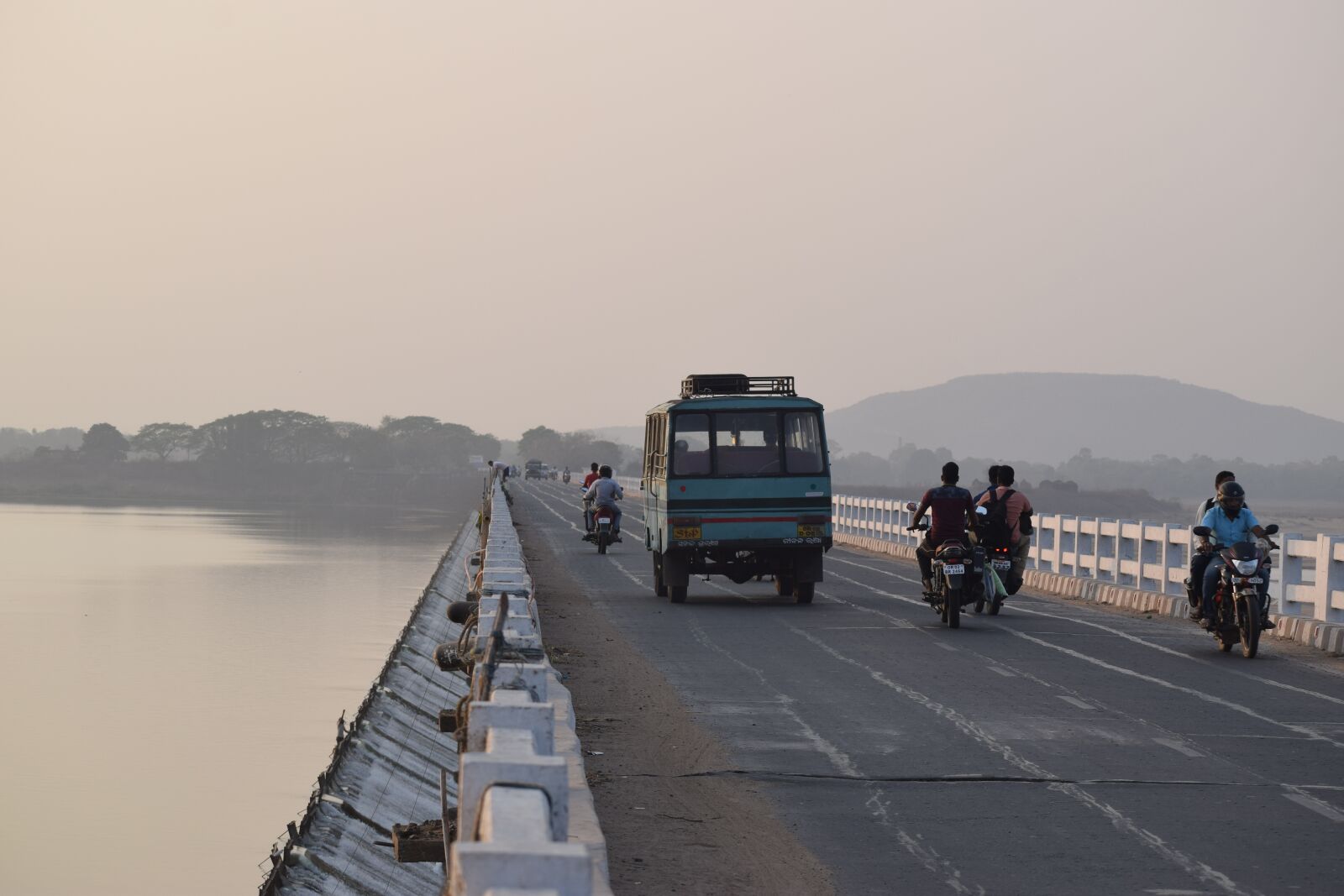 Nikon D3300 sample photo. Travel, road, transportation system photography