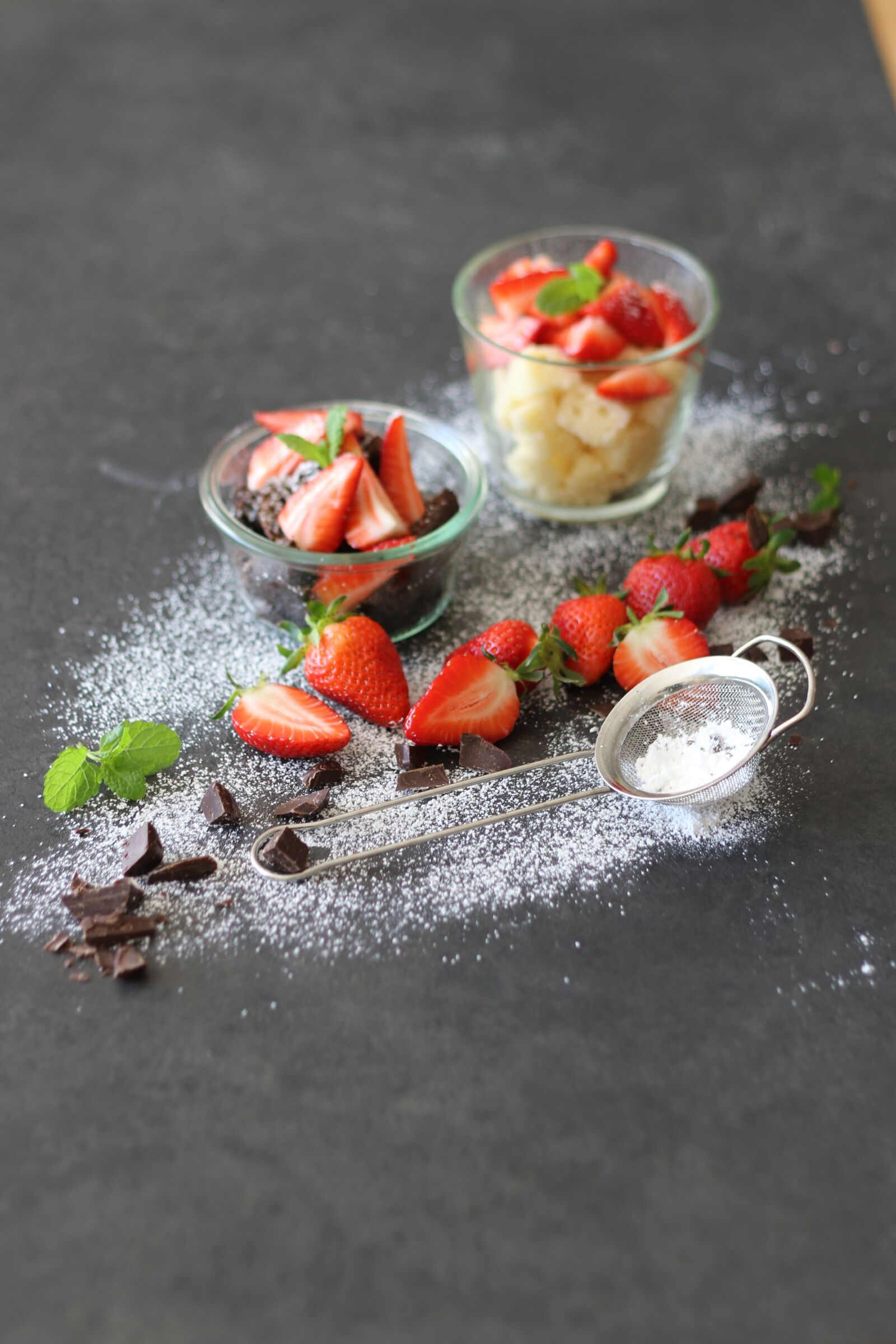 Canon EOS 70D + Canon EF 50mm F1.8 II sample photo. Fruits, strawberries, dessert photography