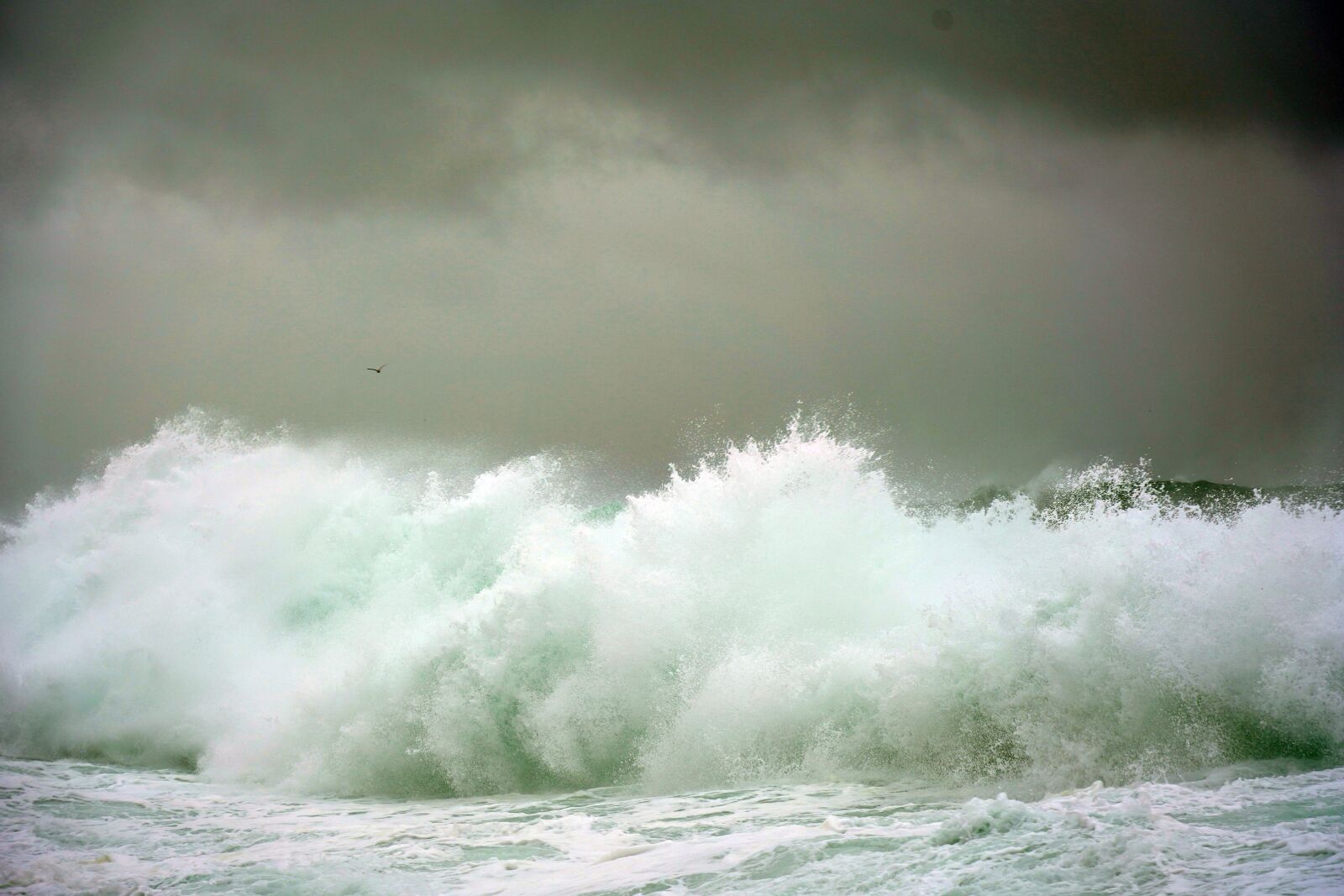 Sony FE 24-105mm F4 G OSS sample photo. Wave, sea, water photography