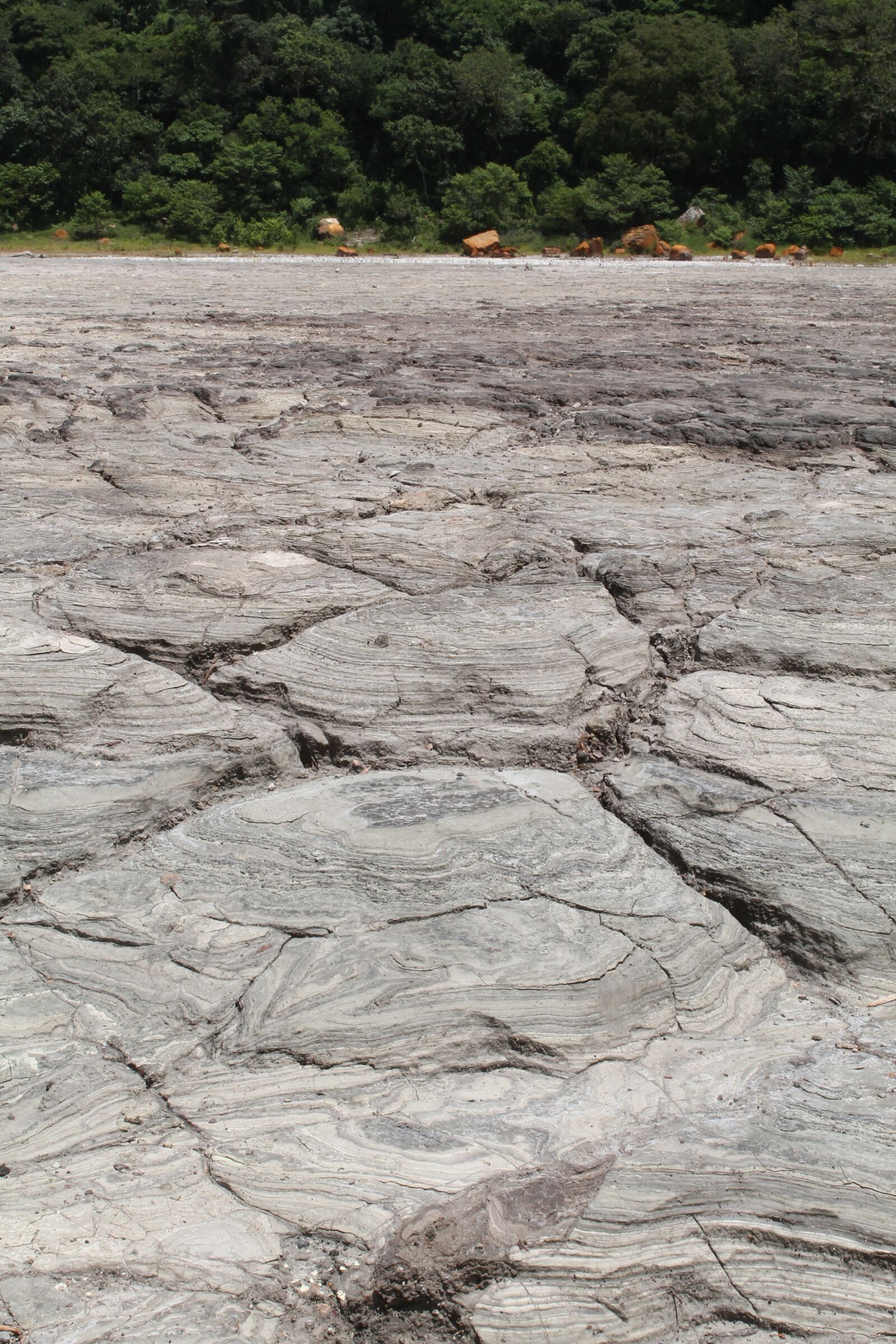 Canon EOS 1100D (EOS Rebel T3 / EOS Kiss X50) sample photo. Drought, dry, soil photography