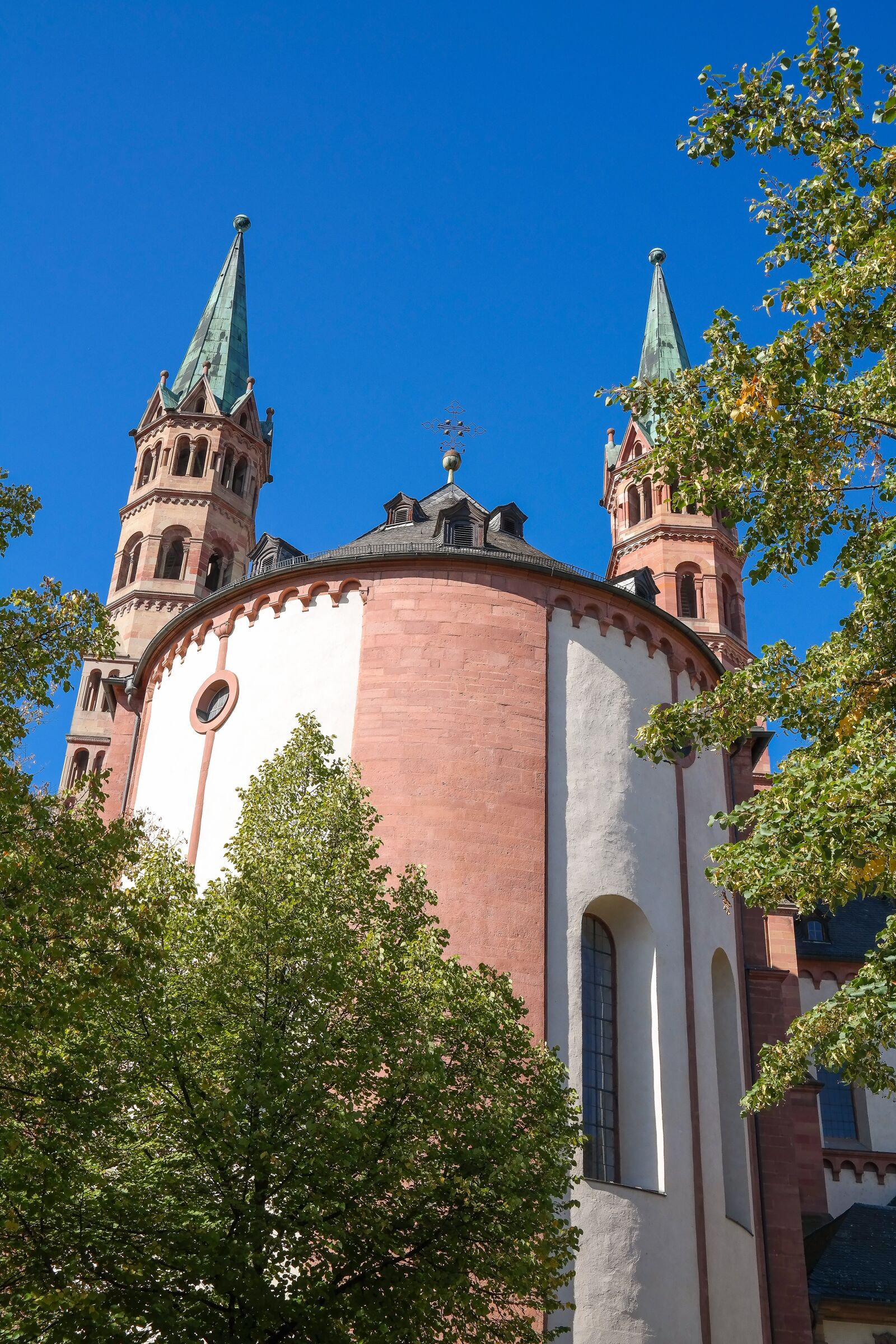 Samsung NX300 sample photo. W rzburg cathedral, church photography