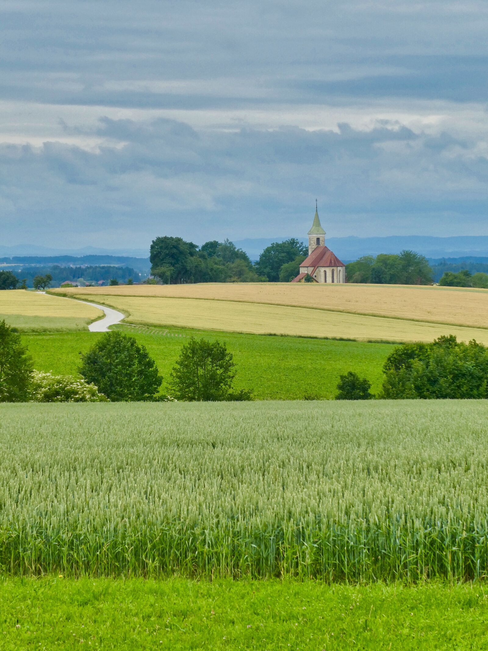 Panasonic Lumix DC-ZS70 (Lumix DC-TZ90) sample photo. Church, rural, fields photography