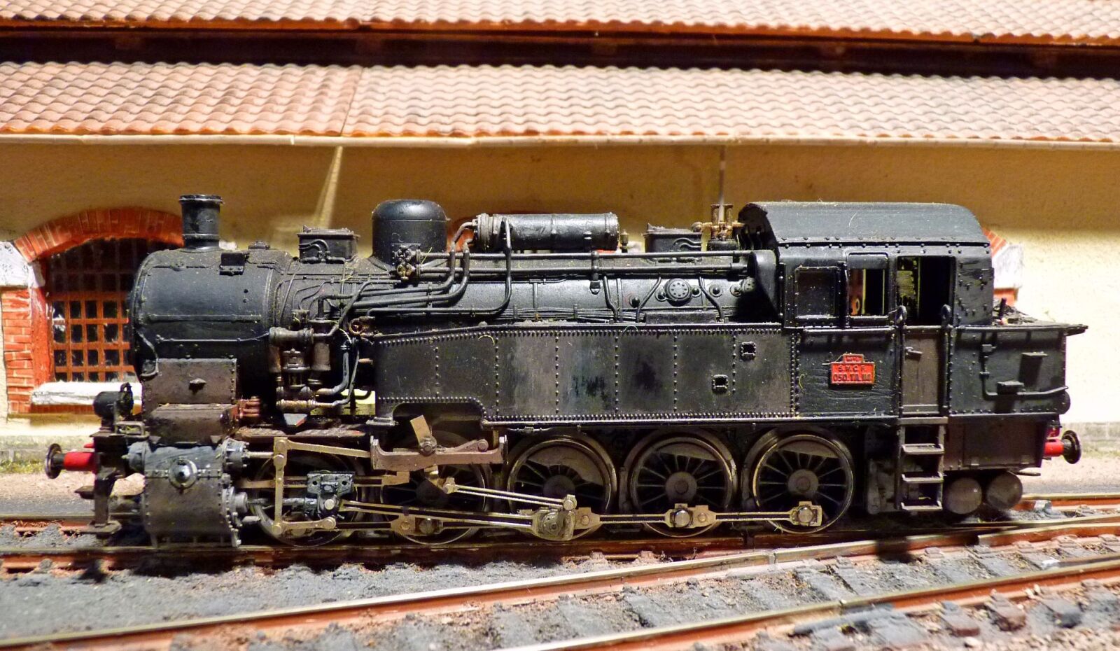 Panasonic Lumix DMC-FZ35 (Lumix DMC-FZ38) sample photo. Locomotive, miniature, model railroad photography