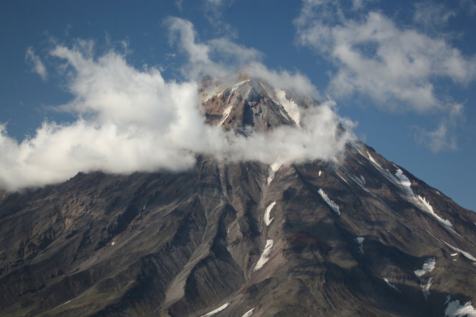 Canon EOS 5D sample photo. Koryaksky volcano, kamchatka, rocks photography