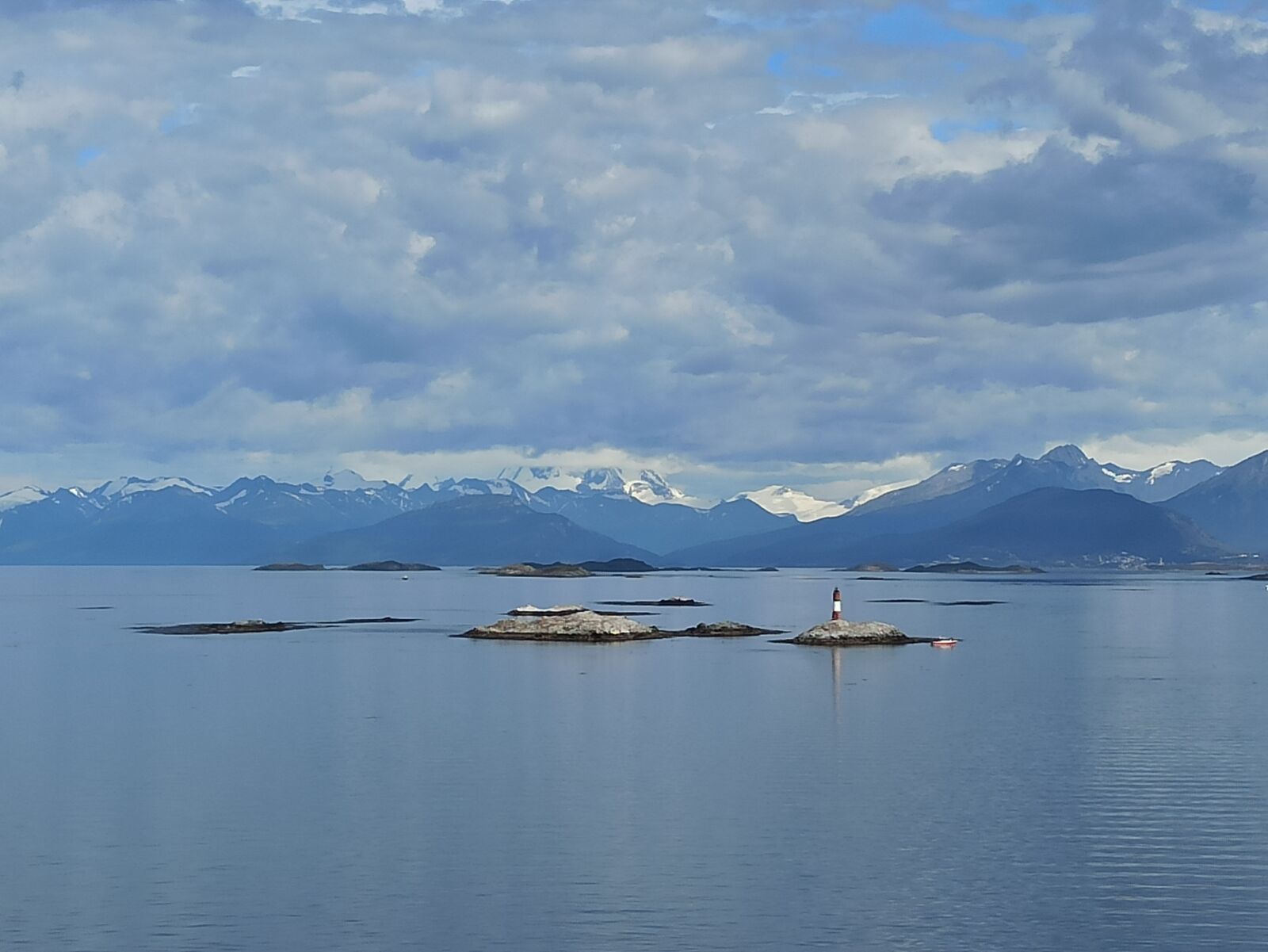 Xiaomi Redmi Note 8 Pro sample photo. Ushuaia, argentina, lighthouse photography