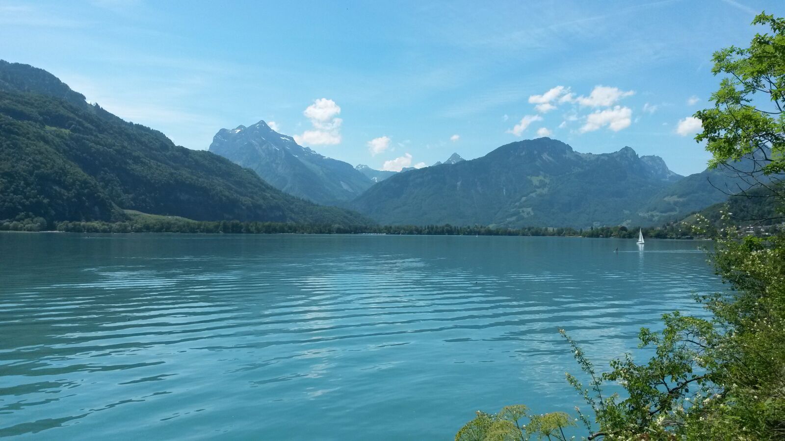Samsung Galaxy S4 Mini sample photo. Switzerland, lake, mountains photography