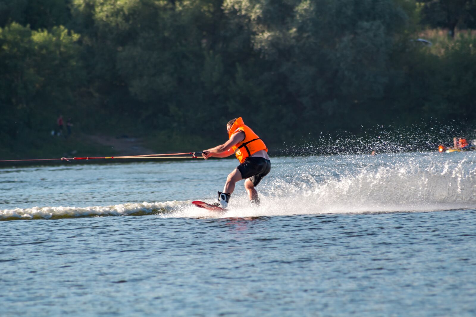 Canon EOS 100D (EOS Rebel SL1 / EOS Kiss X7) sample photo. Wakeboarding, skiing, lake photography