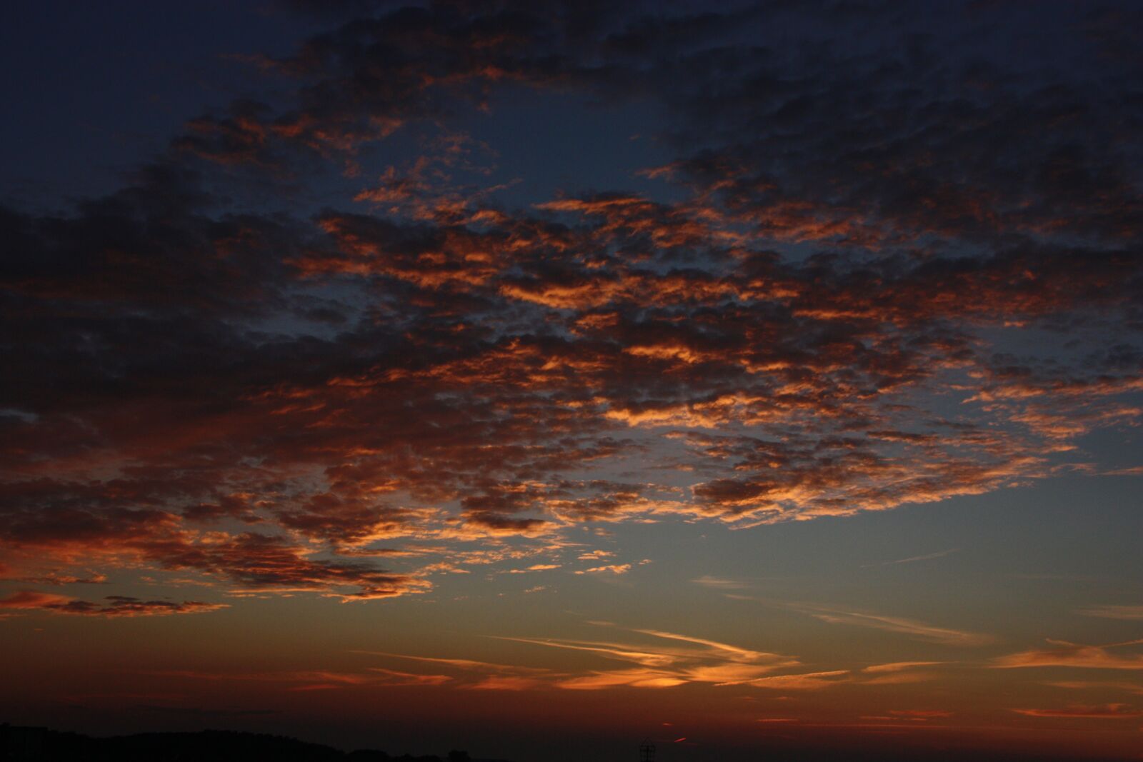 Canon EOS 450D (EOS Rebel XSi / EOS Kiss X2) sample photo. Sun, evening, night photography