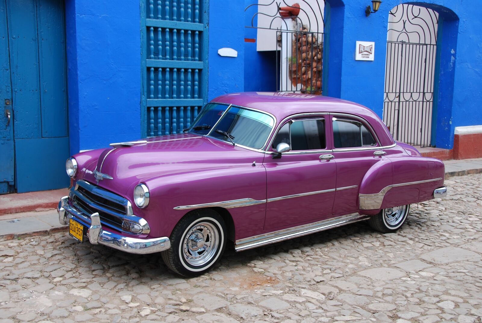 Nikon D40X sample photo. Cuba, car, old cars photography