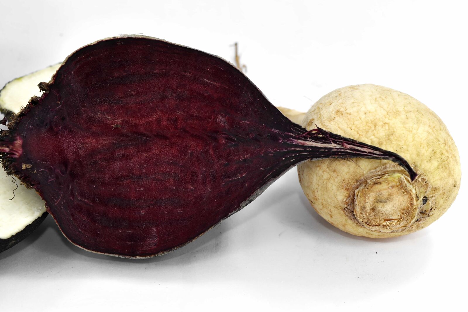 Nikon D5500 sample photo. Beetroot, half, radish, root photography