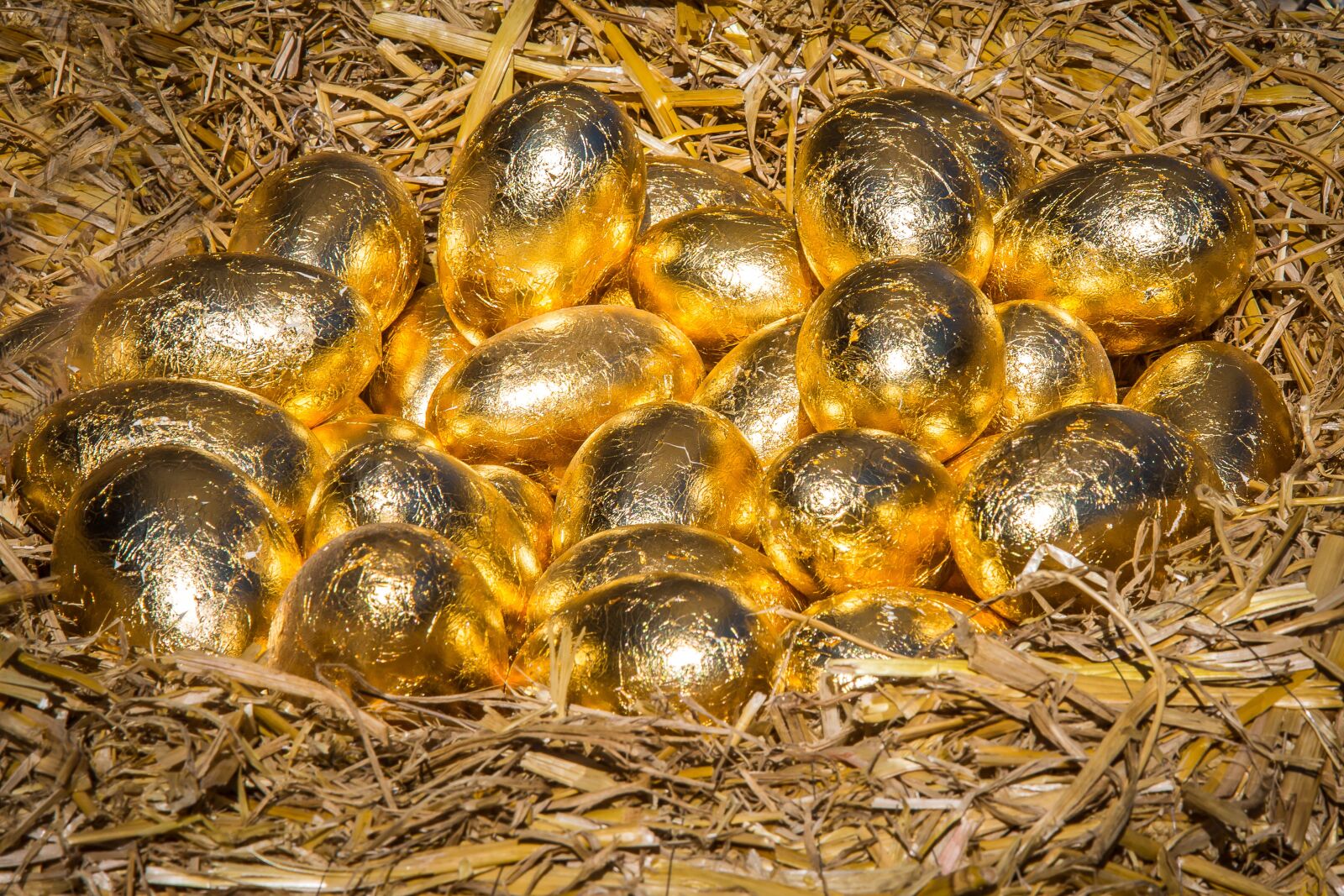 Canon EOS 5D Mark III sample photo. Easter egg, easter, easter photography