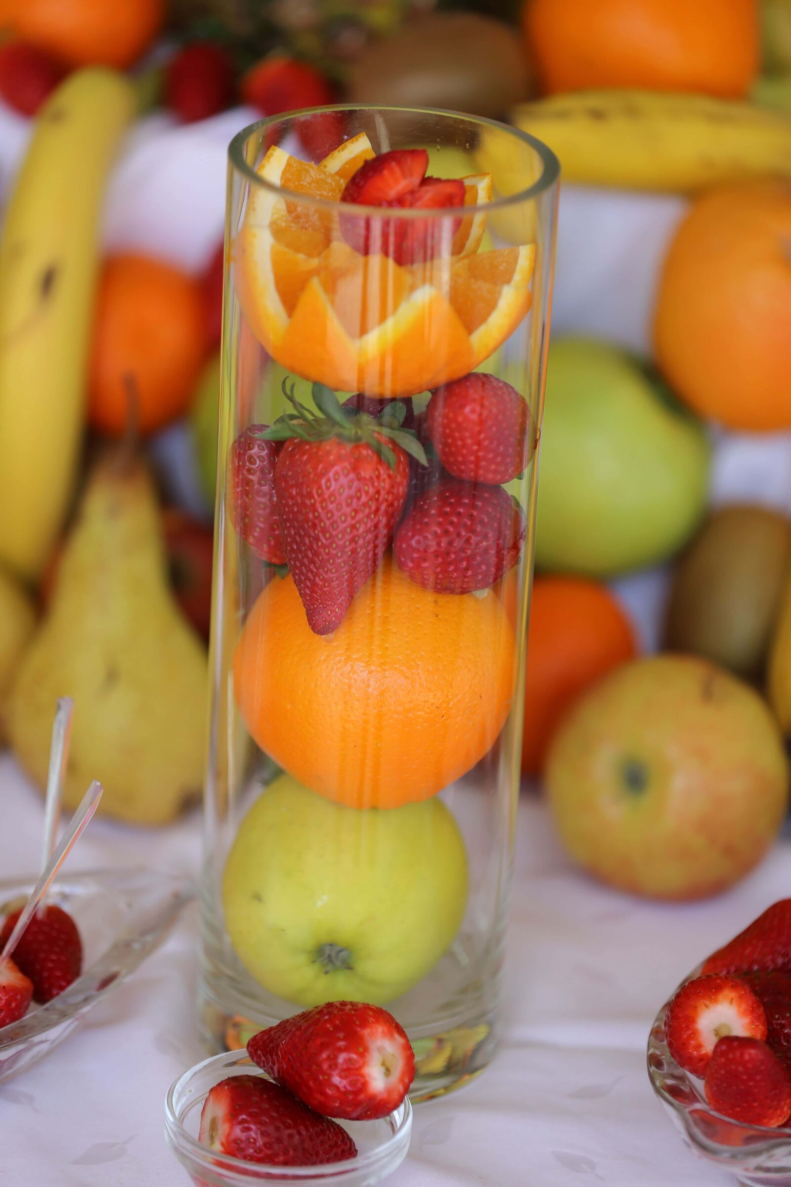 Canon EOS 6D sample photo. Kiwi, strawberries, oranges, exotic photography