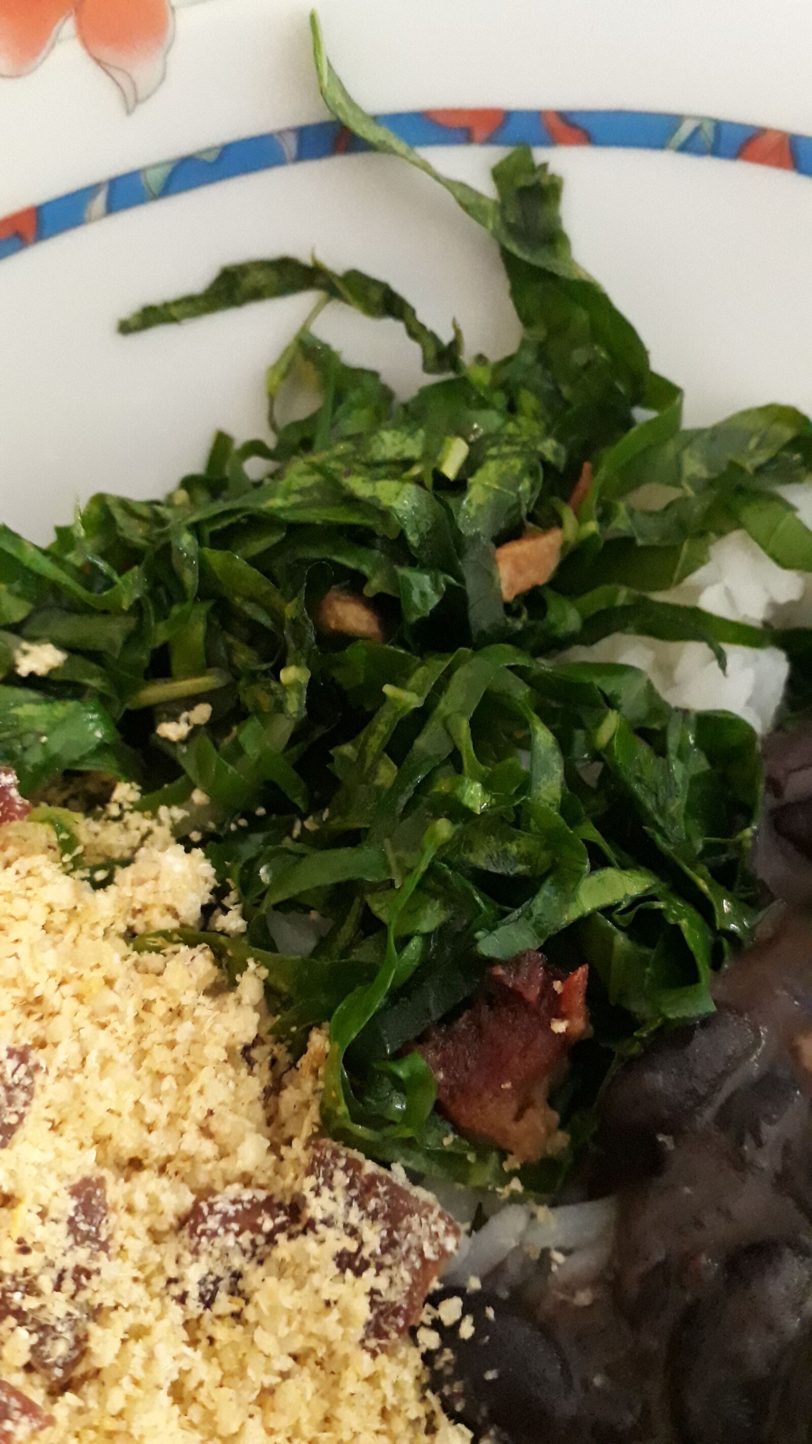 Samsung Galaxy J7 Prime sample photo. Feijoada, sausage, kale photography