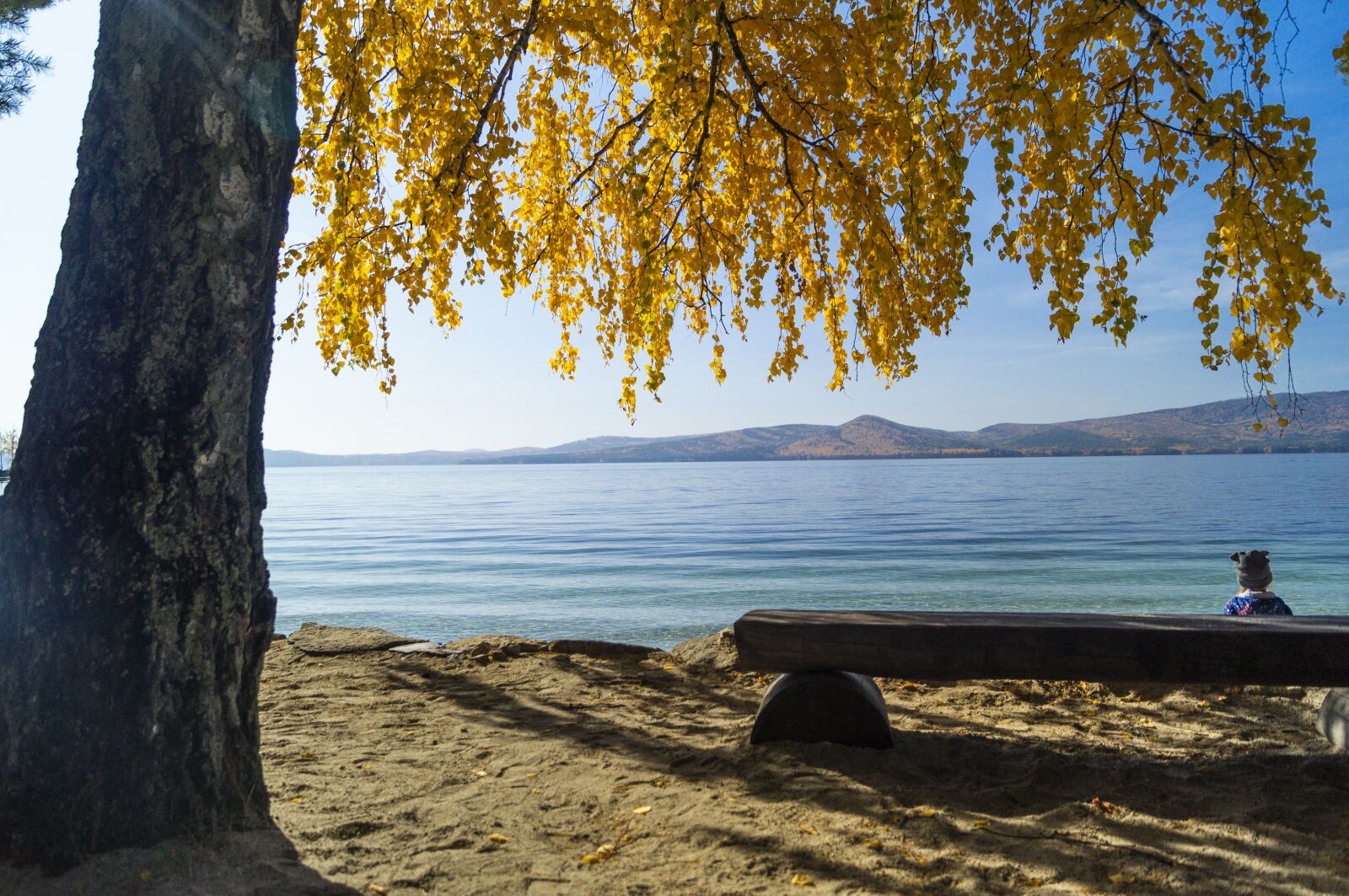 Sony SLT-A37 + Sony DT 18-55mm F3.5-5.6 SAM sample photo. Lake, lake turgoyak, autumn photography