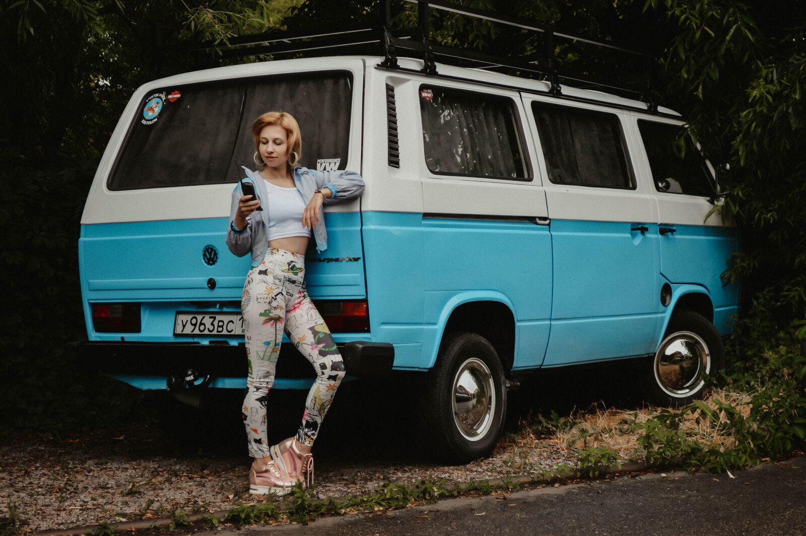Nikon D3200 sample photo. Volkswagen, van, girl photography