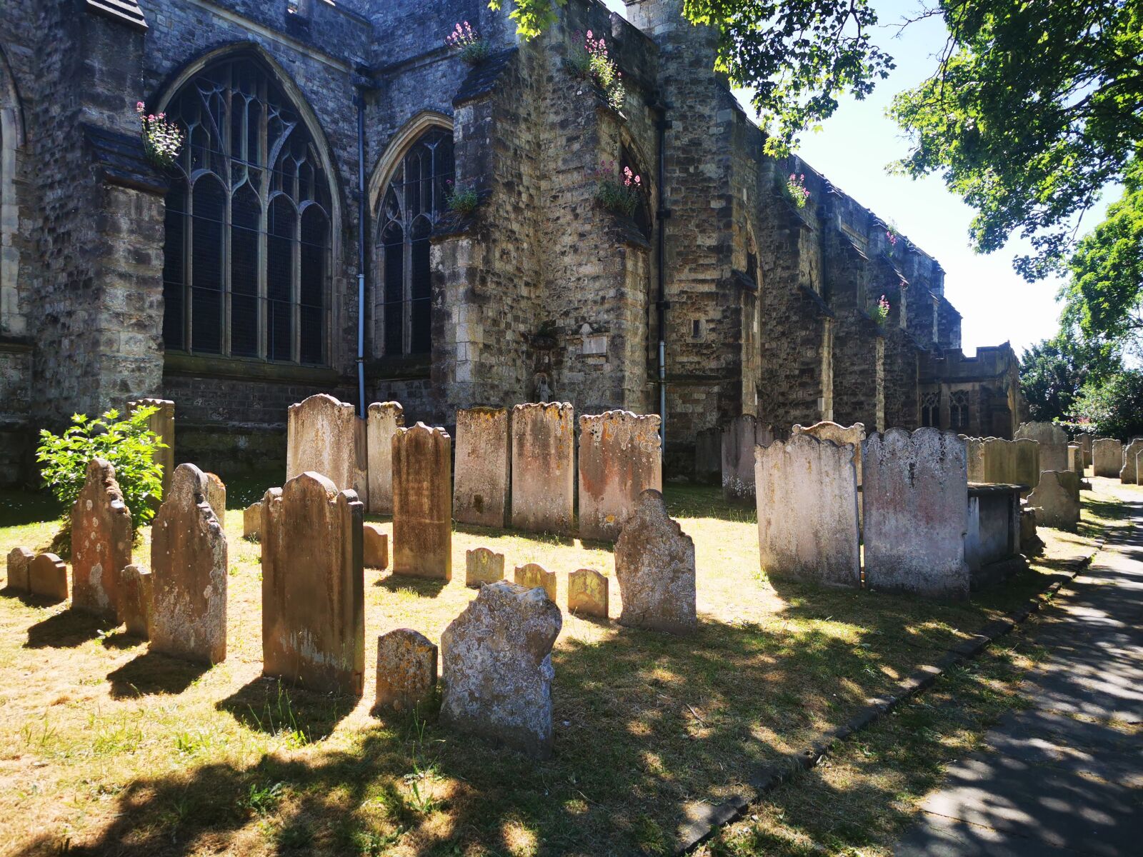 HUAWEI P30 Pro sample photo. Grave, church, dead photography