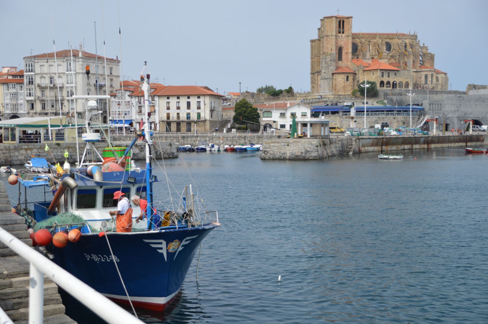 Nikon D3200 sample photo. Port, spain, basque country photography