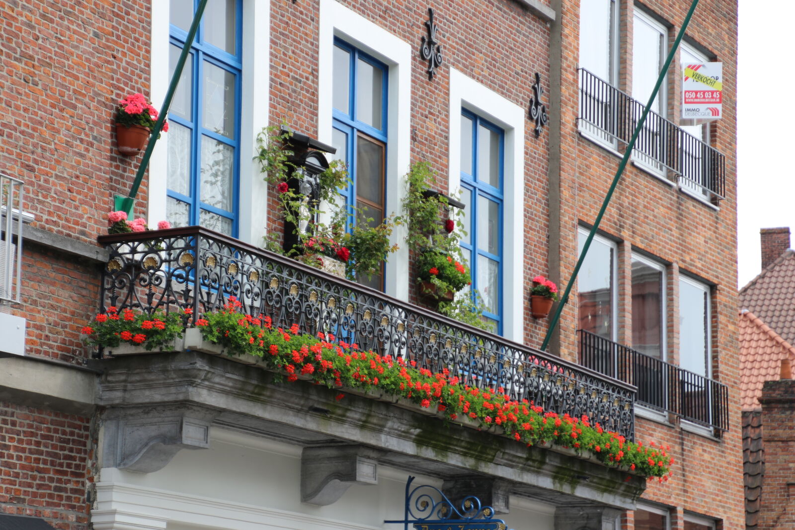 Canon EOS 7D Mark II sample photo. Belgium, bruges, building, europe photography