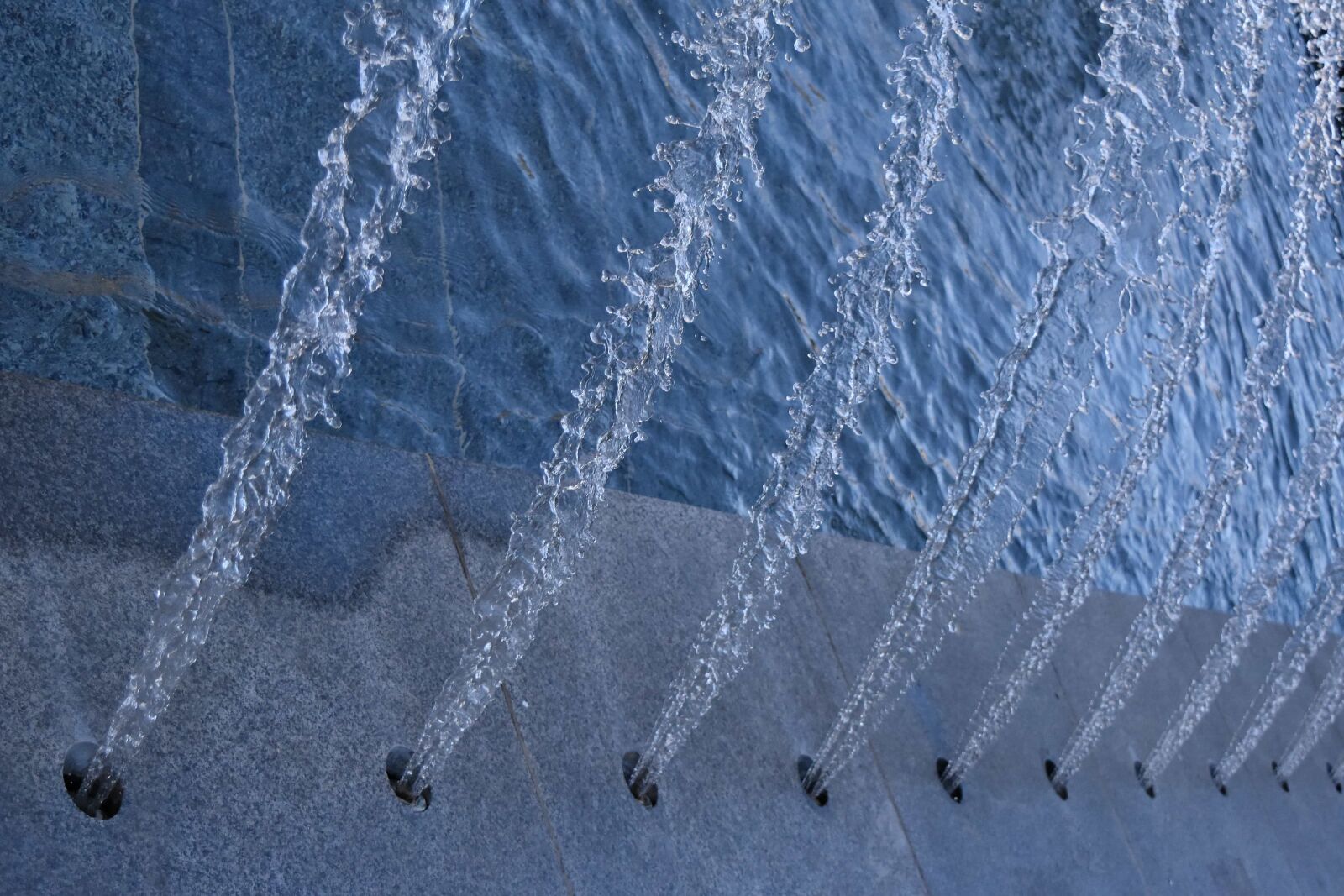 Nikon D5500 sample photo. Beautiful, fountain, wet, texture photography
