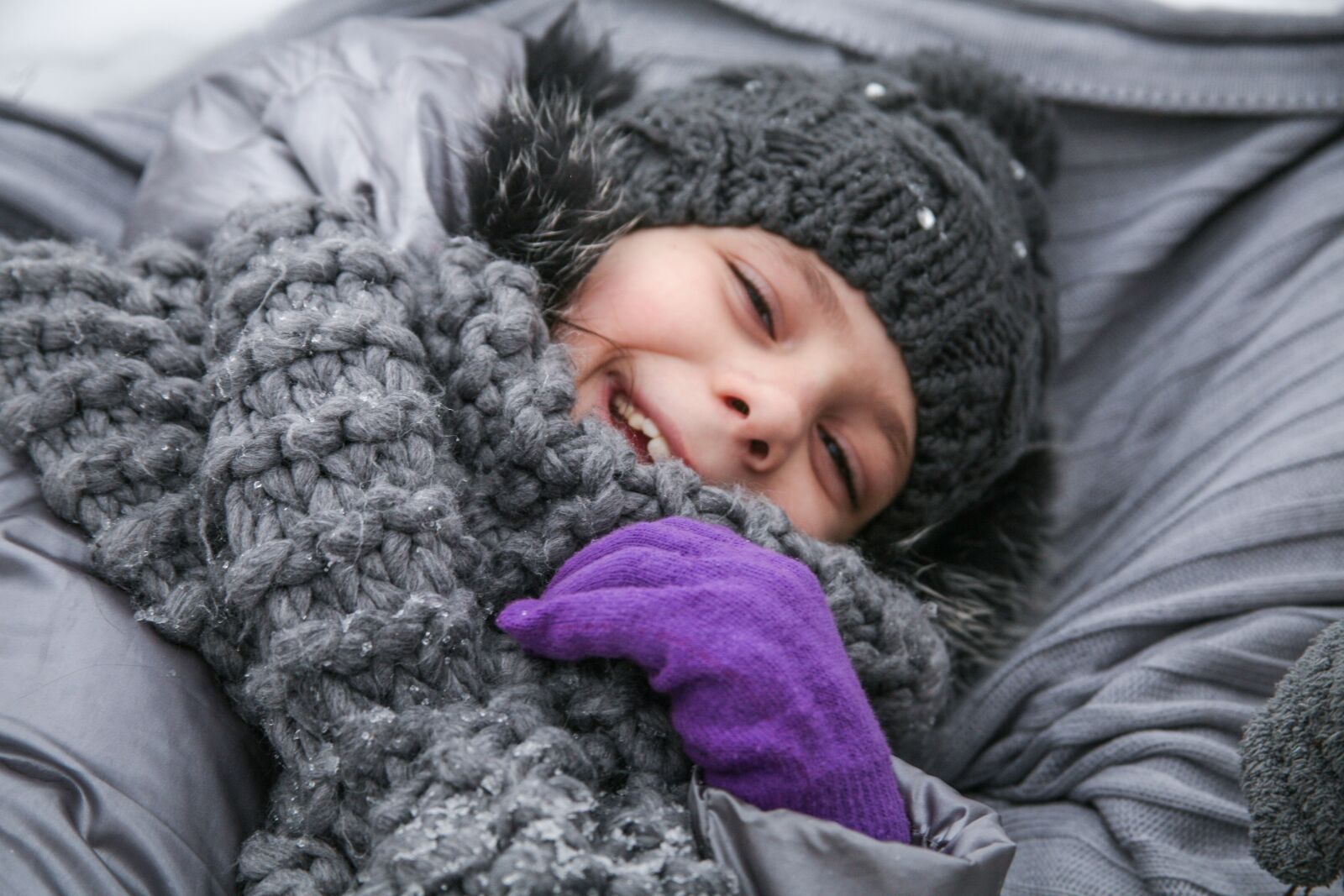Canon EOS 5D sample photo. Stroll, winter, baby photography