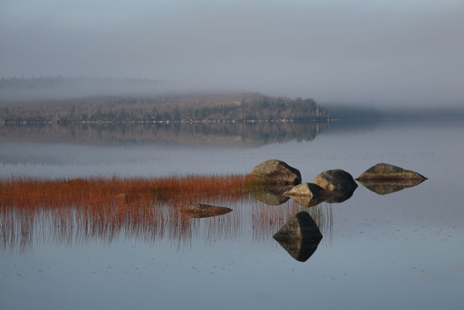 Canon EOS 5D sample photo. Lake, stones, water photography