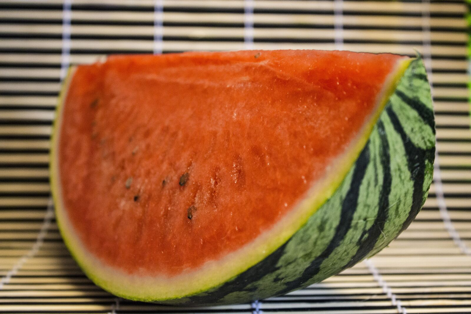 Canon EOS 650D (EOS Rebel T4i / EOS Kiss X6i) sample photo. Watermelon, red, green photography