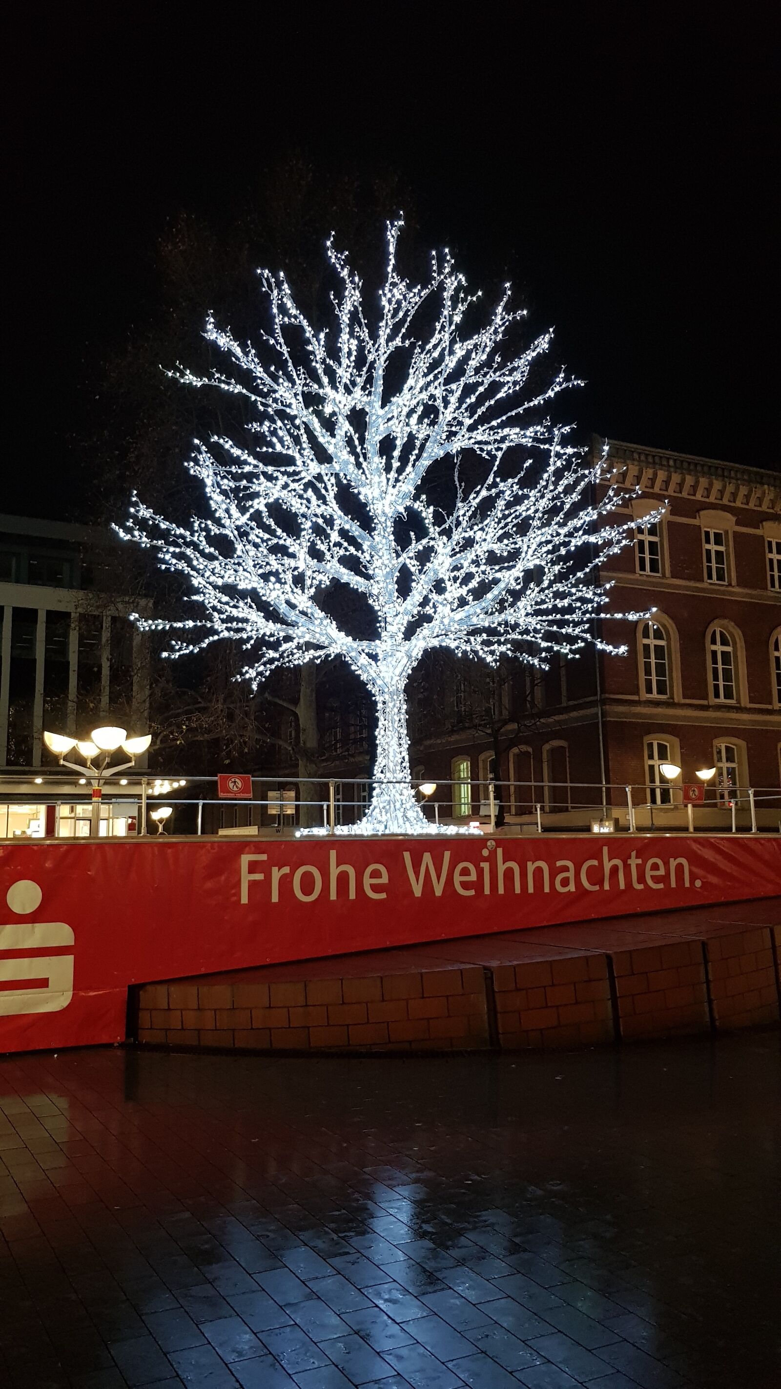 Samsung Galaxy S8+ sample photo. Christmas, decoration, winter photography