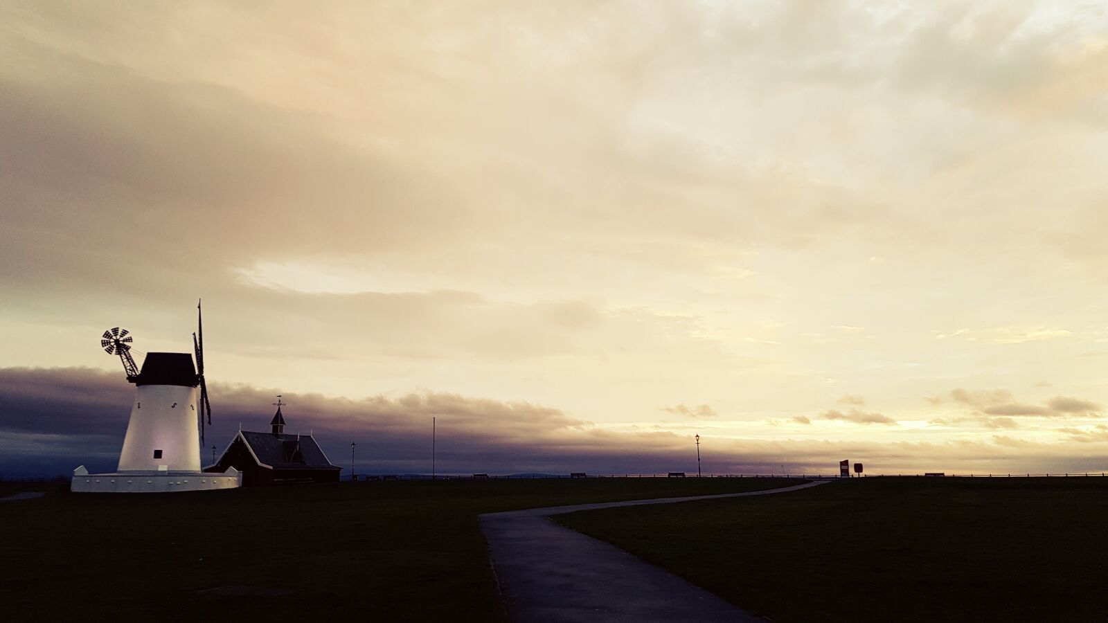 Samsung Galaxy S7 Edge sample photo. Windmill, seaside, sea photography