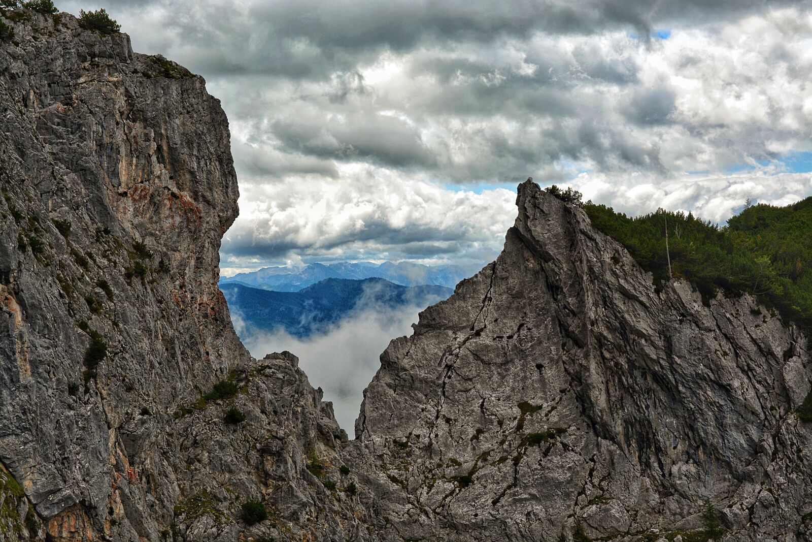 Nikon D5200 sample photo. Natterhorn, sky, heart photography