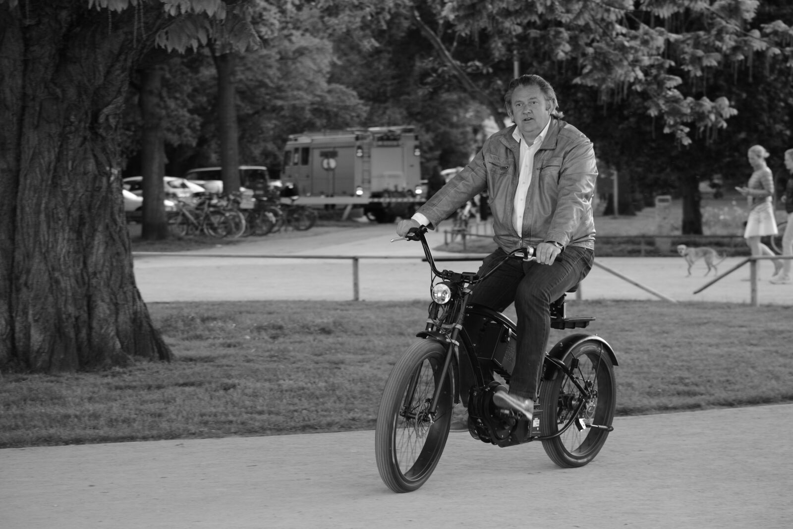 Nikon D7100 sample photo. Hamburg, alster, bike photography